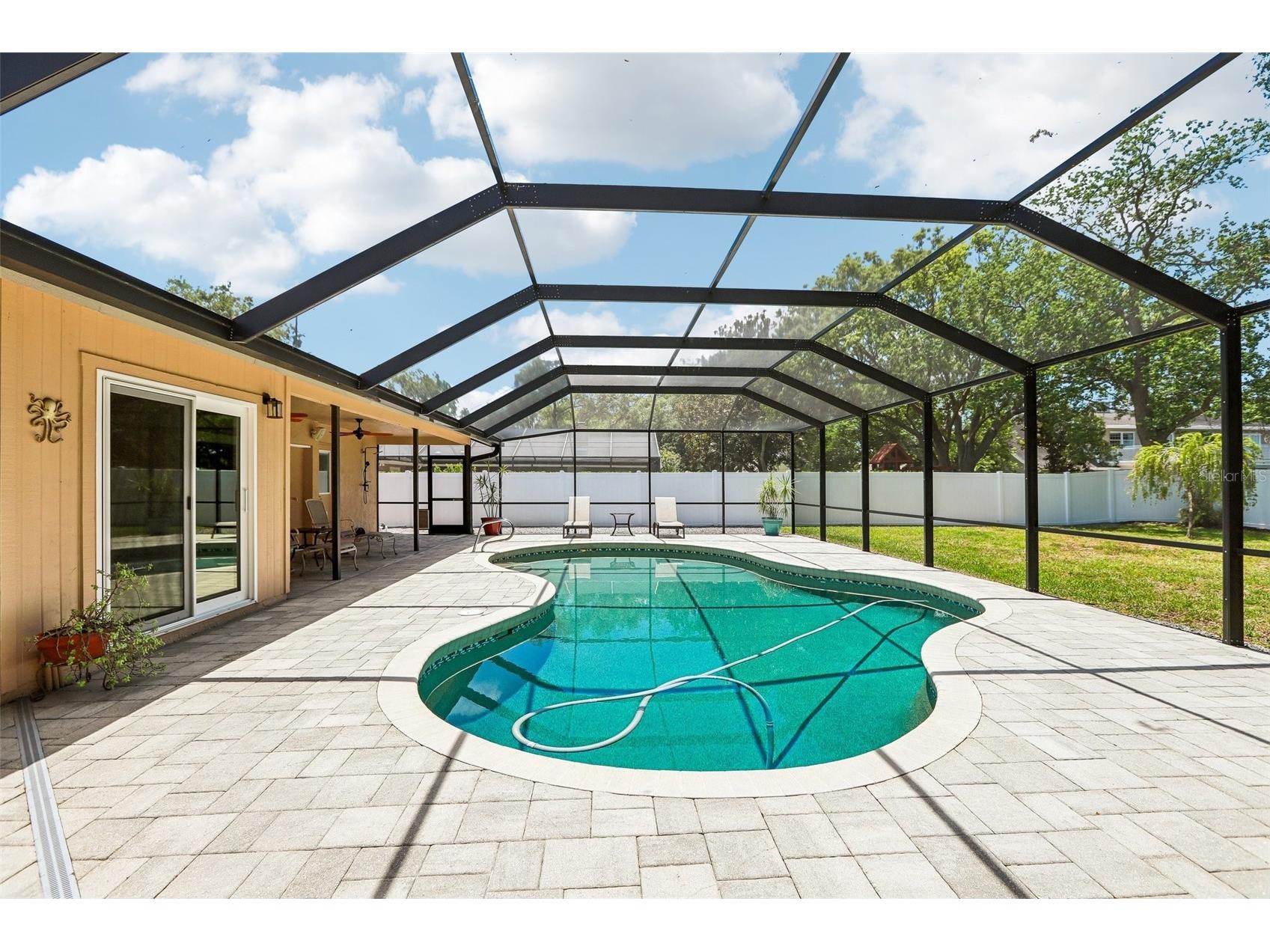 2424 Sundancer Drive Clearwater FL 33759 TB8507433 image75
