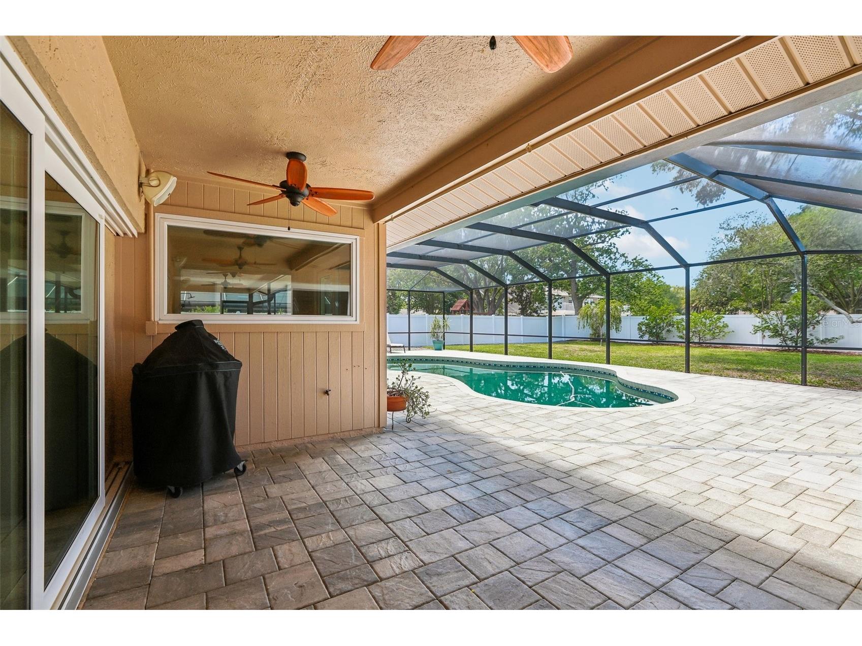 2424 Sundancer Drive Clearwater FL 33759 TB8507433 image76