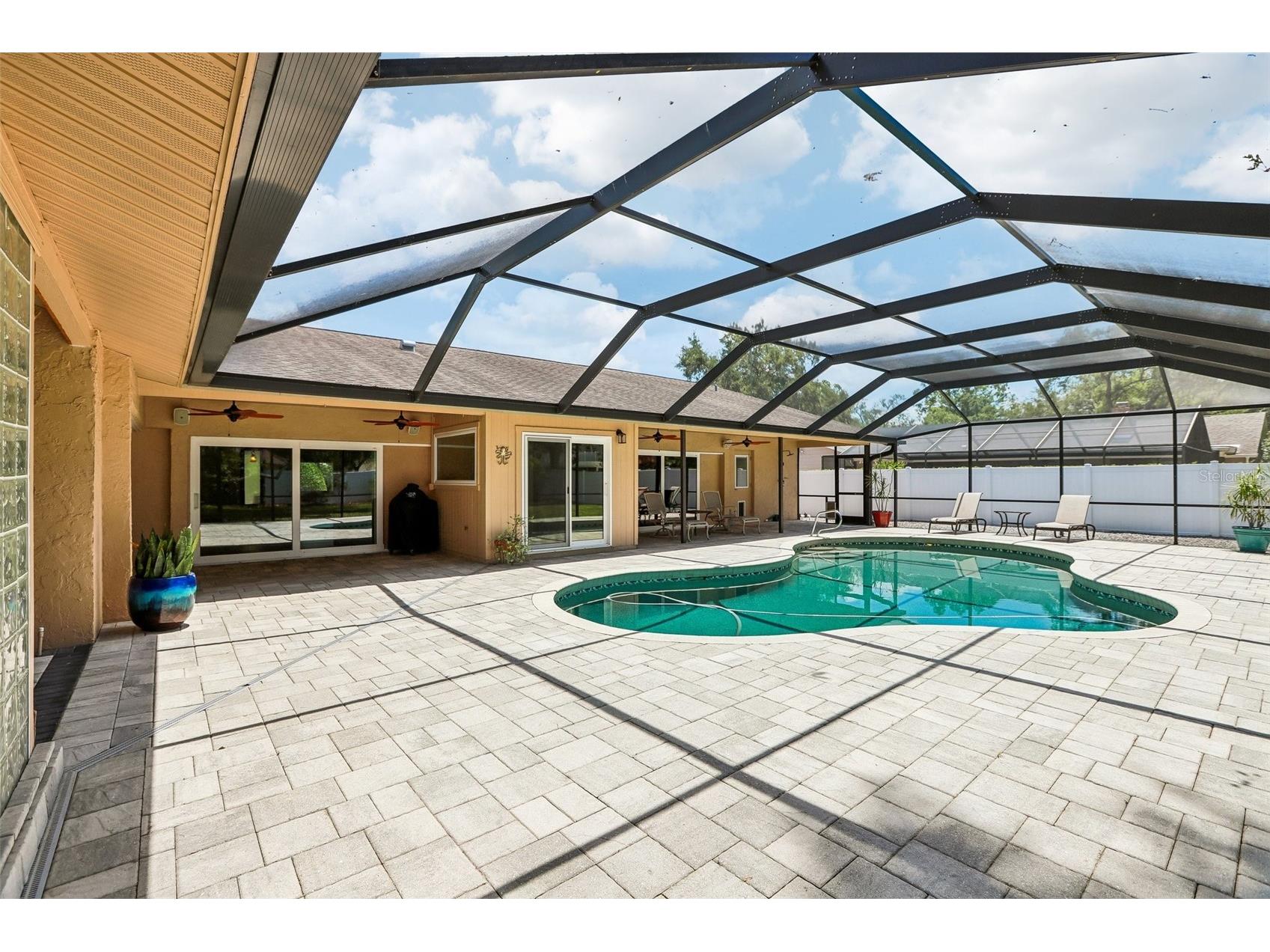 2424 Sundancer Drive Clearwater FL 33759 TB8507433 image79