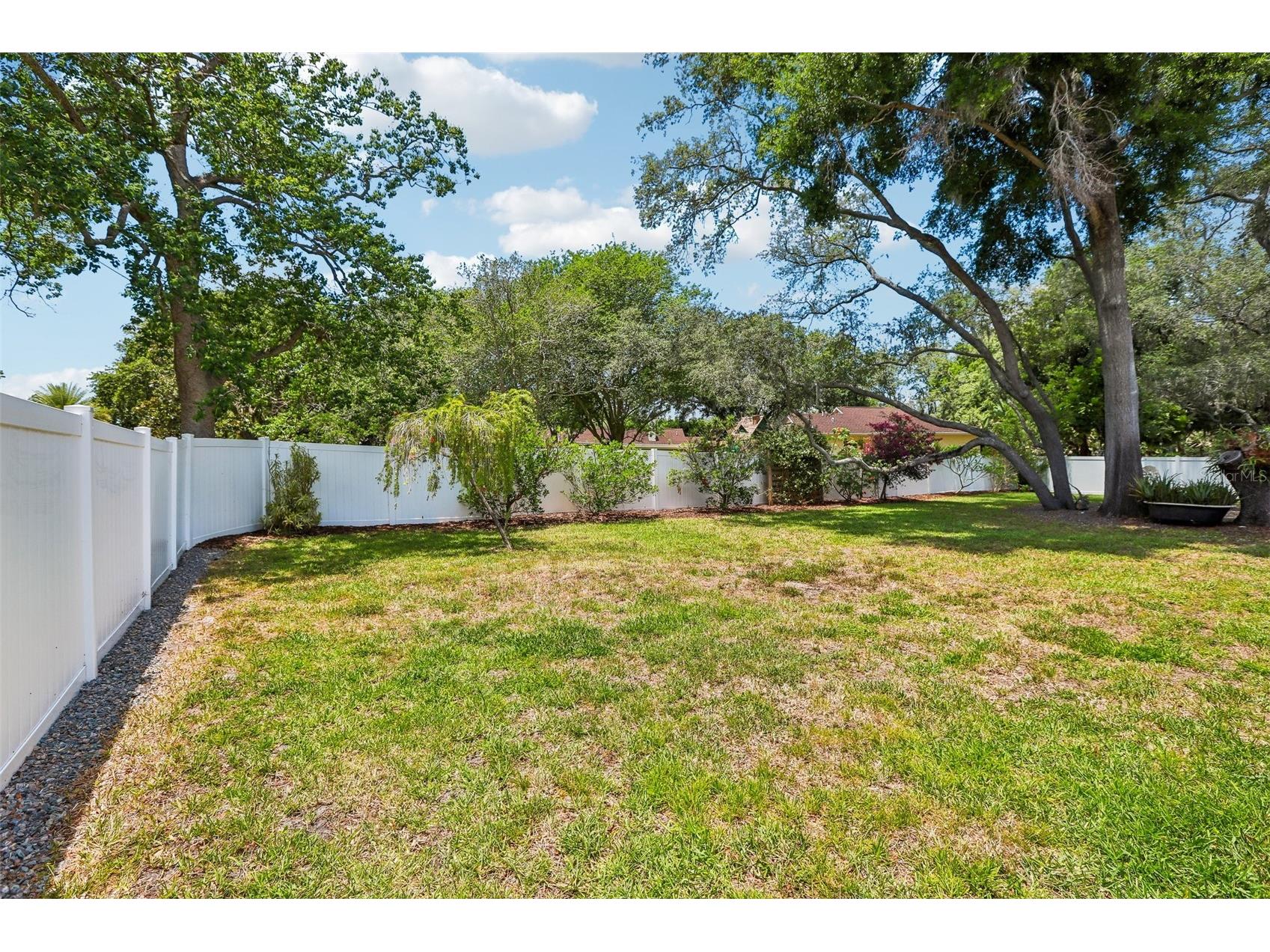 2424 Sundancer Drive Clearwater FL 33759 TB8507433 image82