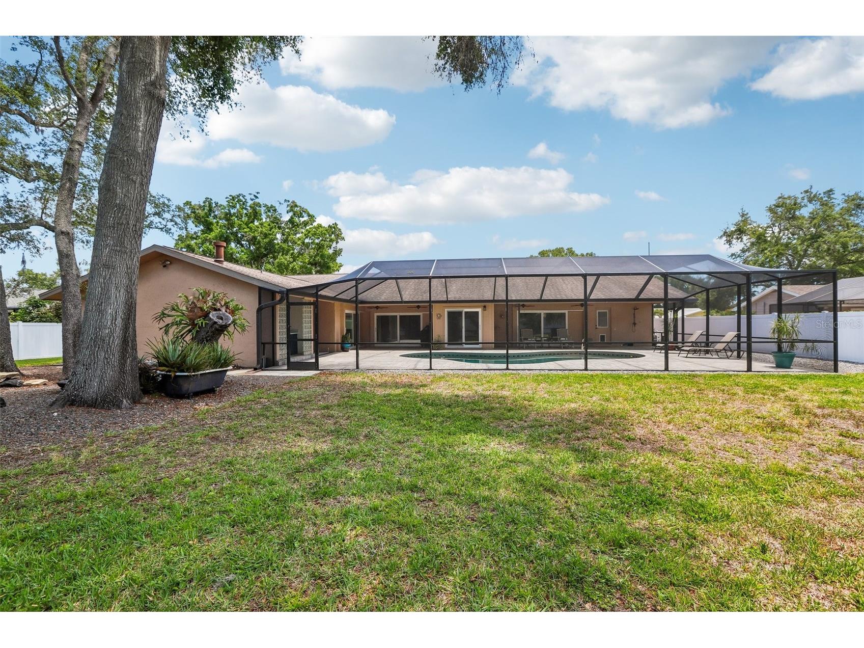 2424 Sundancer Drive Clearwater FL 33759 TB8507433 image84