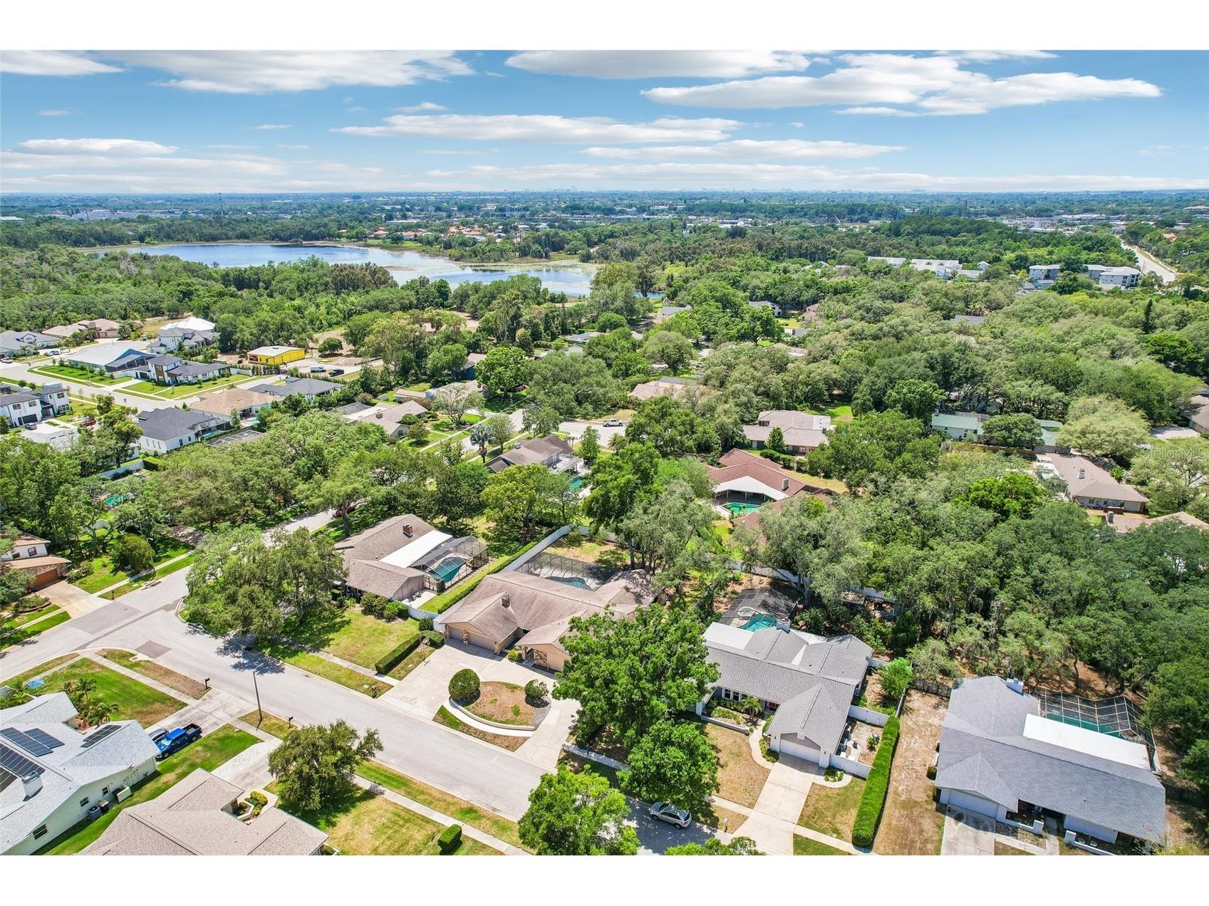 2424 Sundancer Drive Clearwater FL 33759 TB8507433 image93