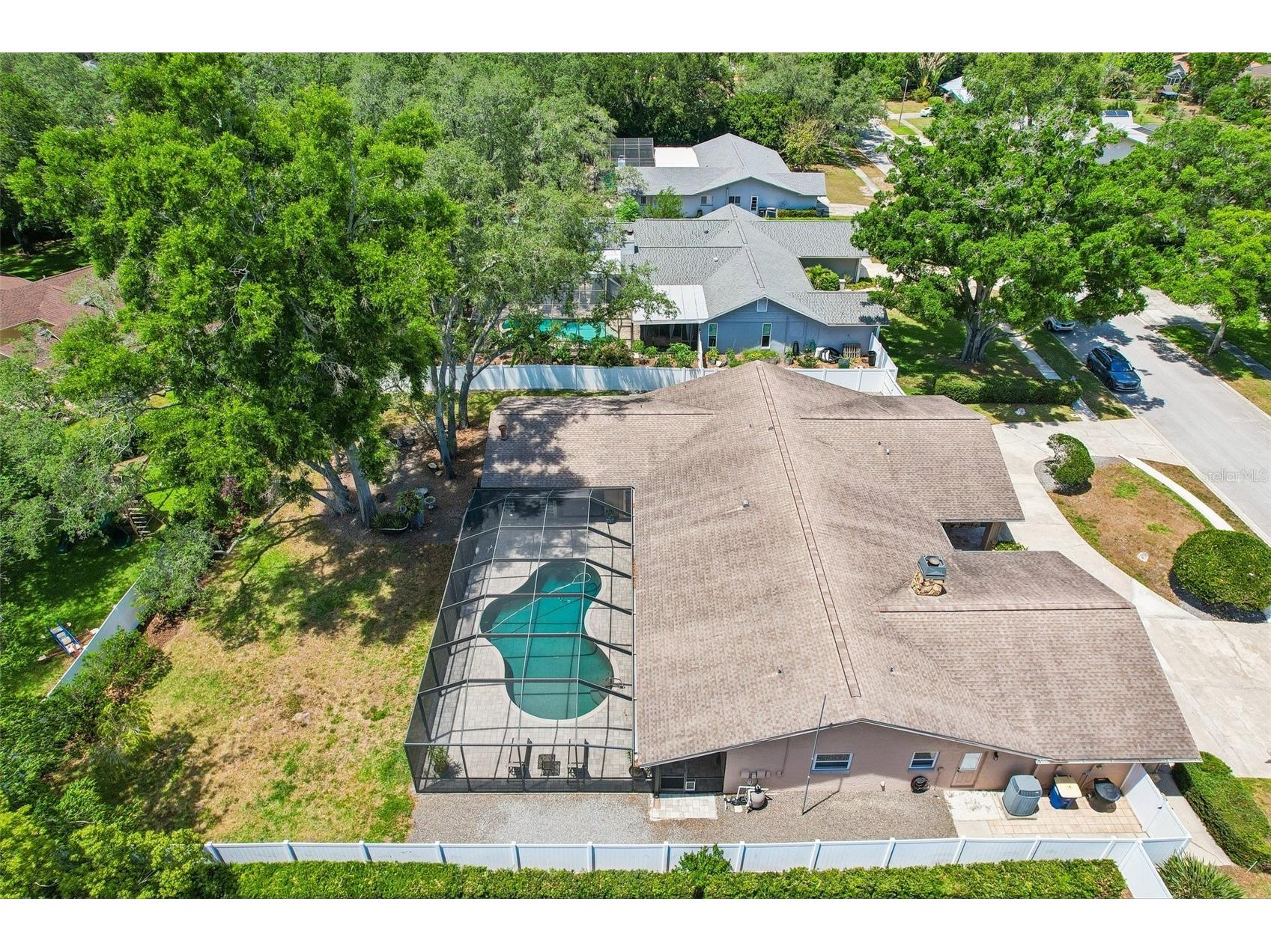 2424 Sundancer Drive Clearwater FL 33759 TB8507433 image96