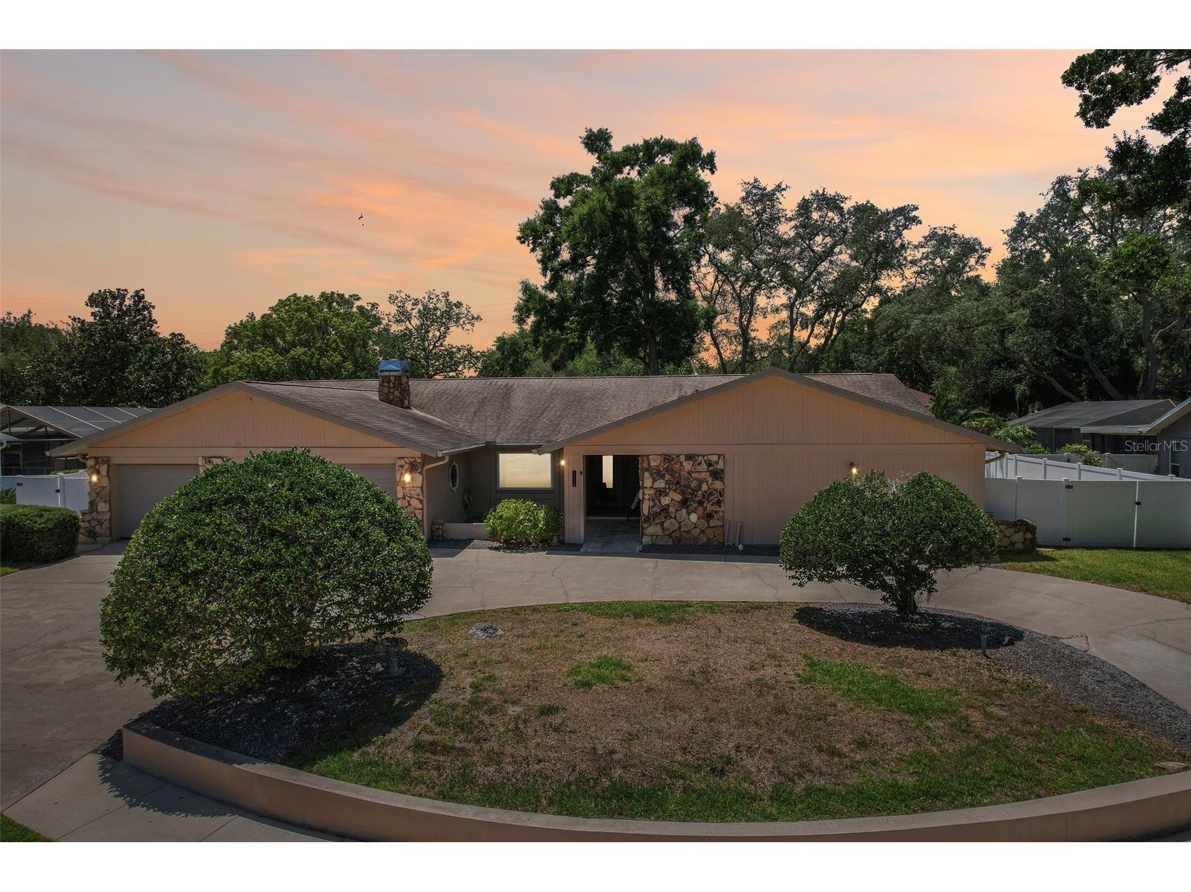 2424 Sundancer Drive Clearwater FL 33759 TB8507433 image98