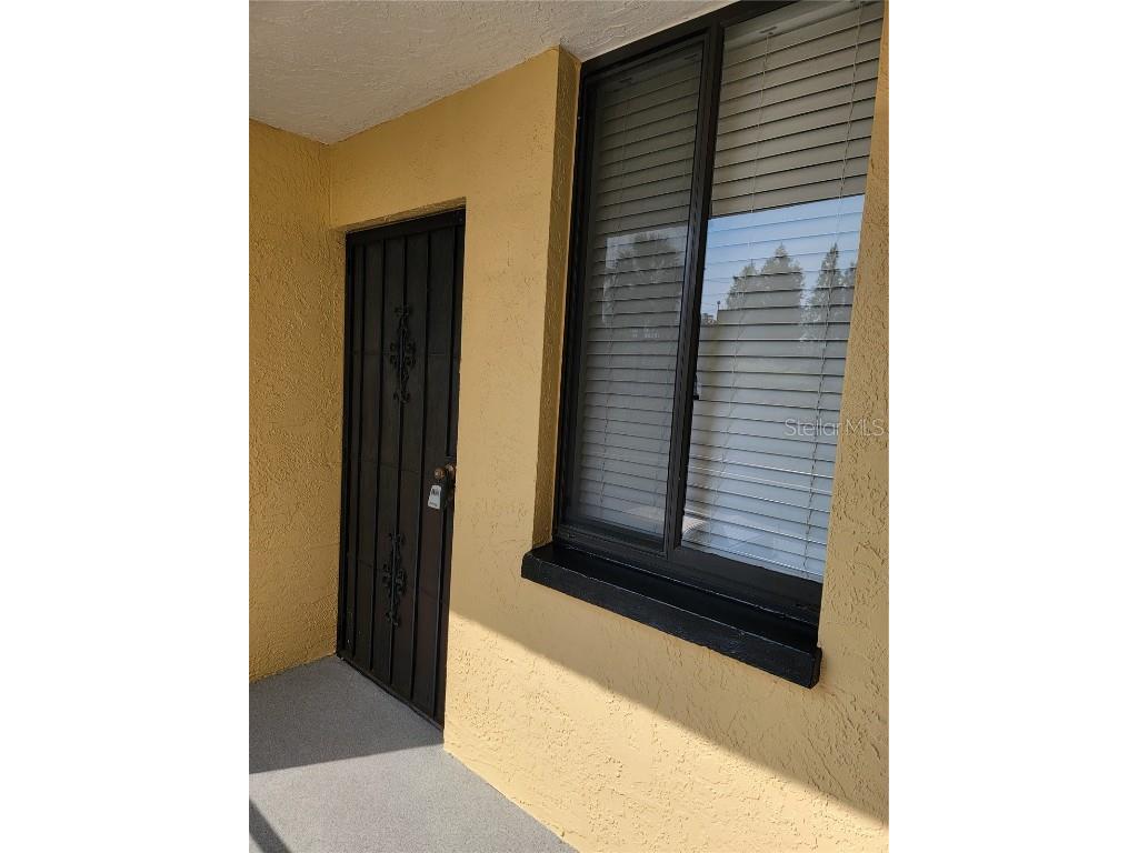 2424 W Tampa Bay Blvd #M-201 Tampa FL 33607 TB8385482 image1