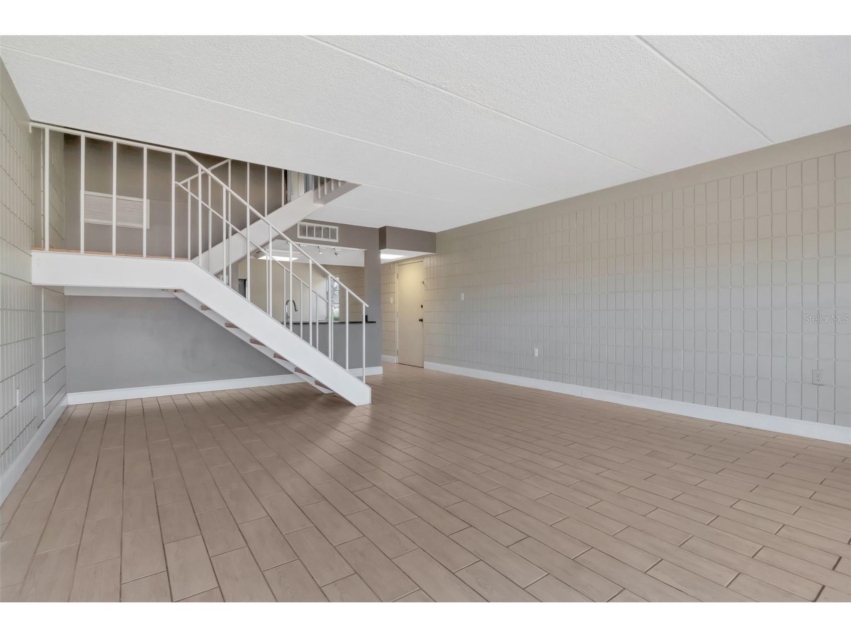 2424 W Tampa Bay Boulevard #204 Tampa FL 33607 O6384445 image13