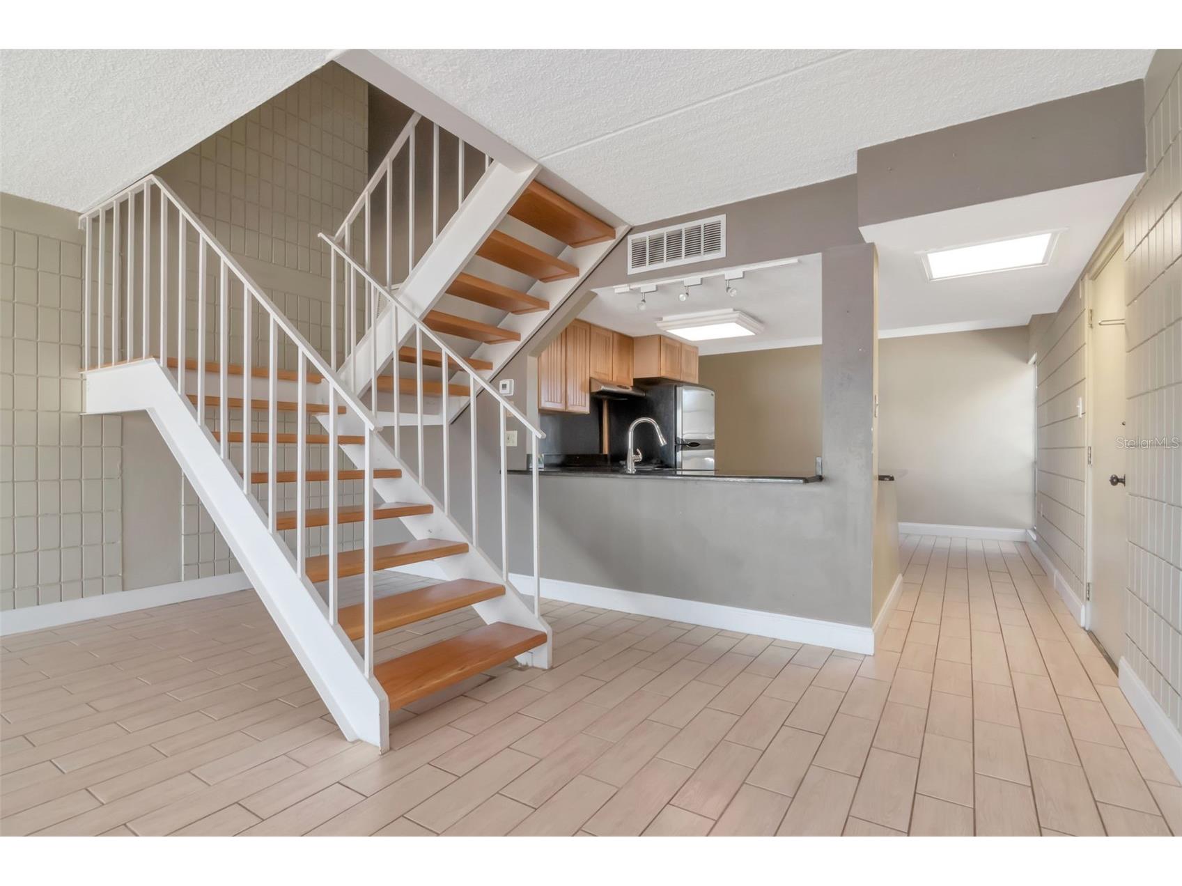 2424 W Tampa Bay Boulevard #204 Tampa FL 33607 O6384445 image15