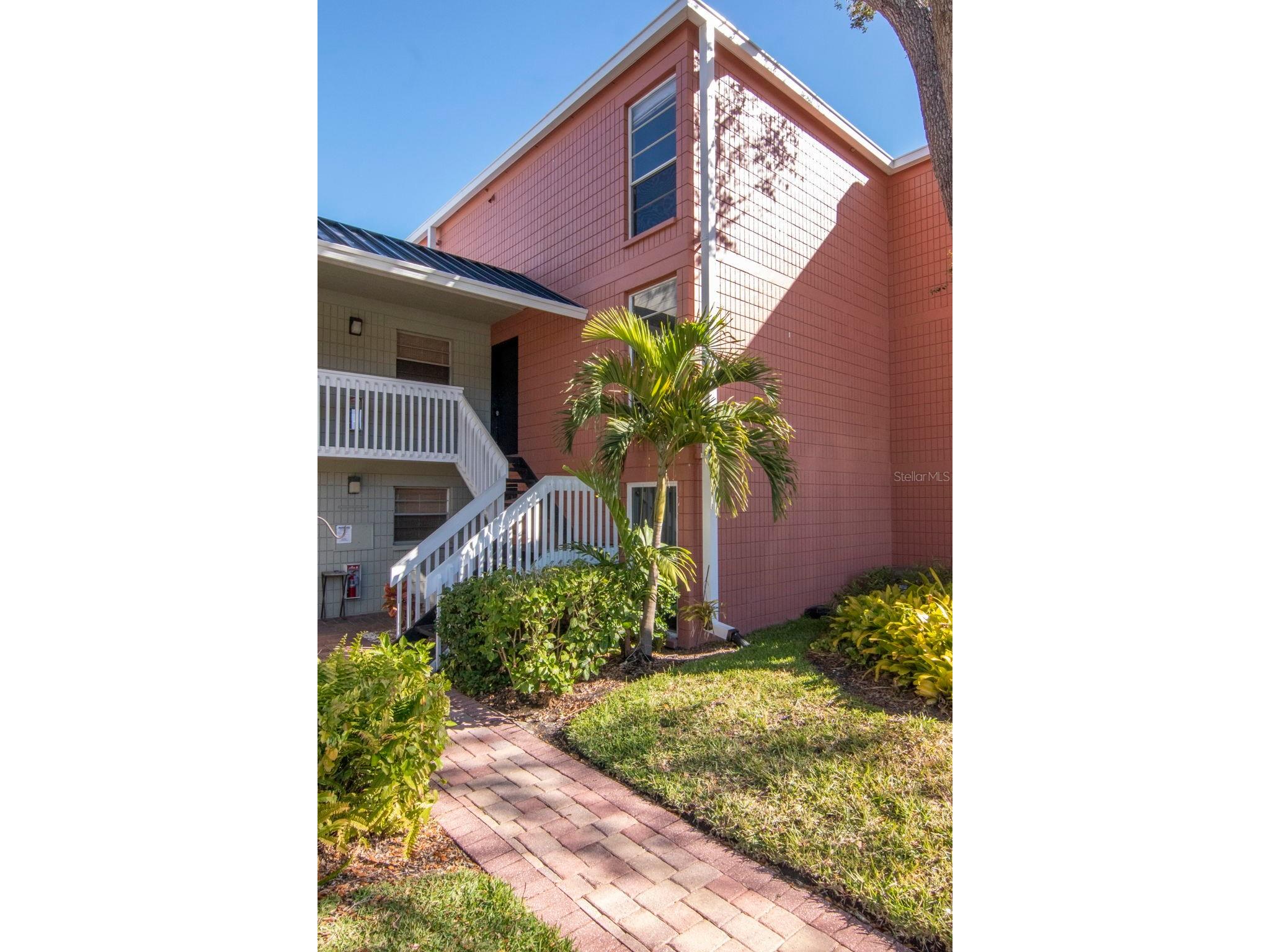 2424 W Tampa Bay Boulevard #204 Tampa FL 33607 O6384445 image2