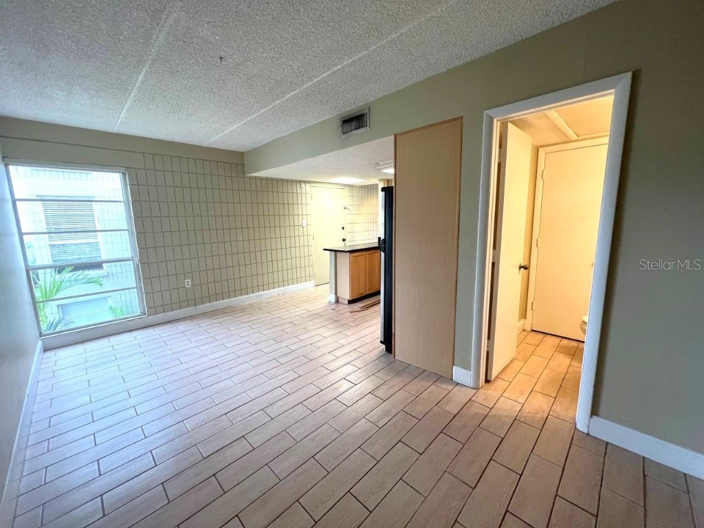 2424 W Tampa Bay Boulevard #A204 Tampa FL 33607 TB8448906 image4