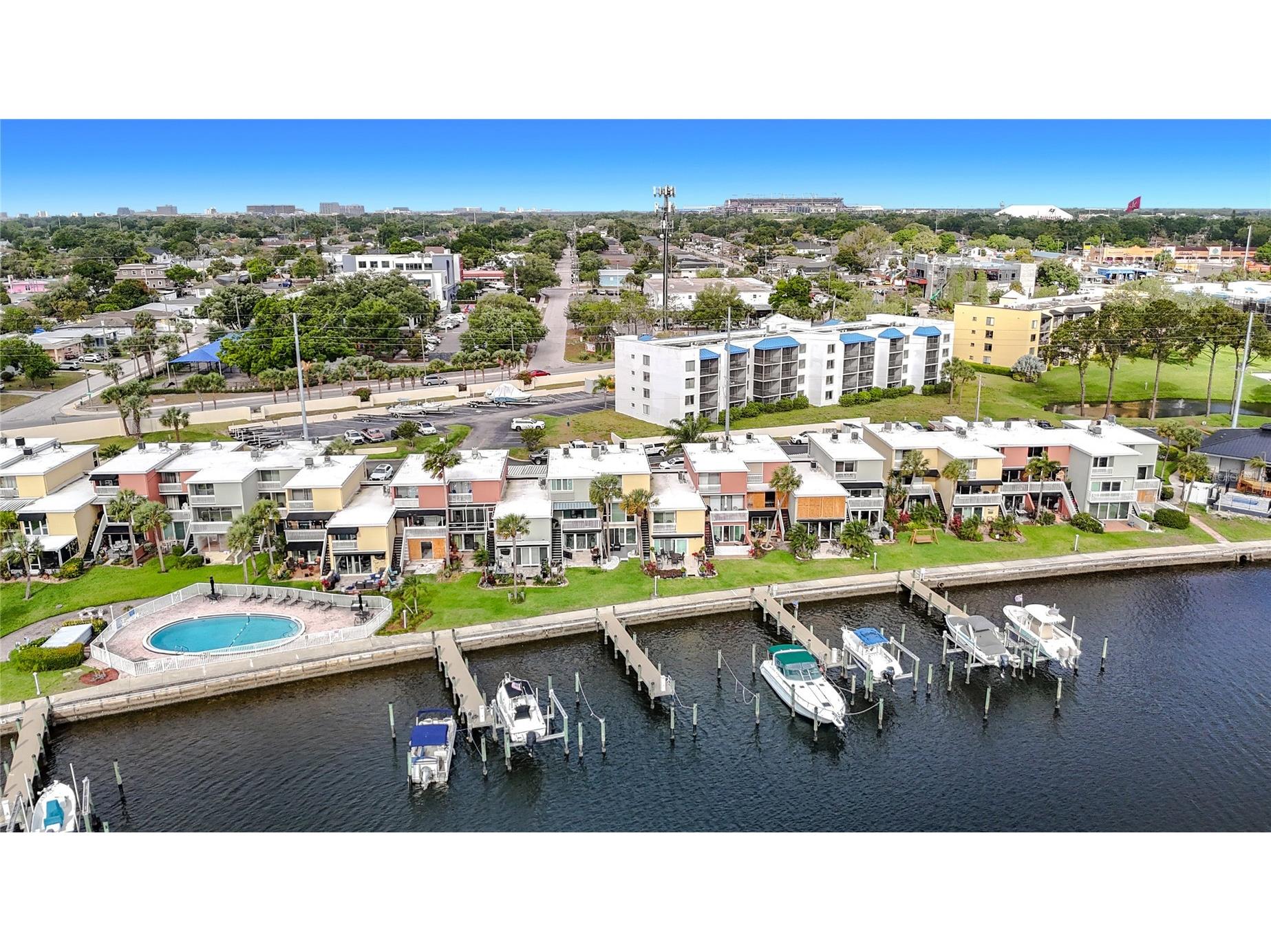 2424 W Tampa Bay Boulevard #C106 Tampa FL 33607 - HILLSBOROUGH RIVER TB8497078 image1
