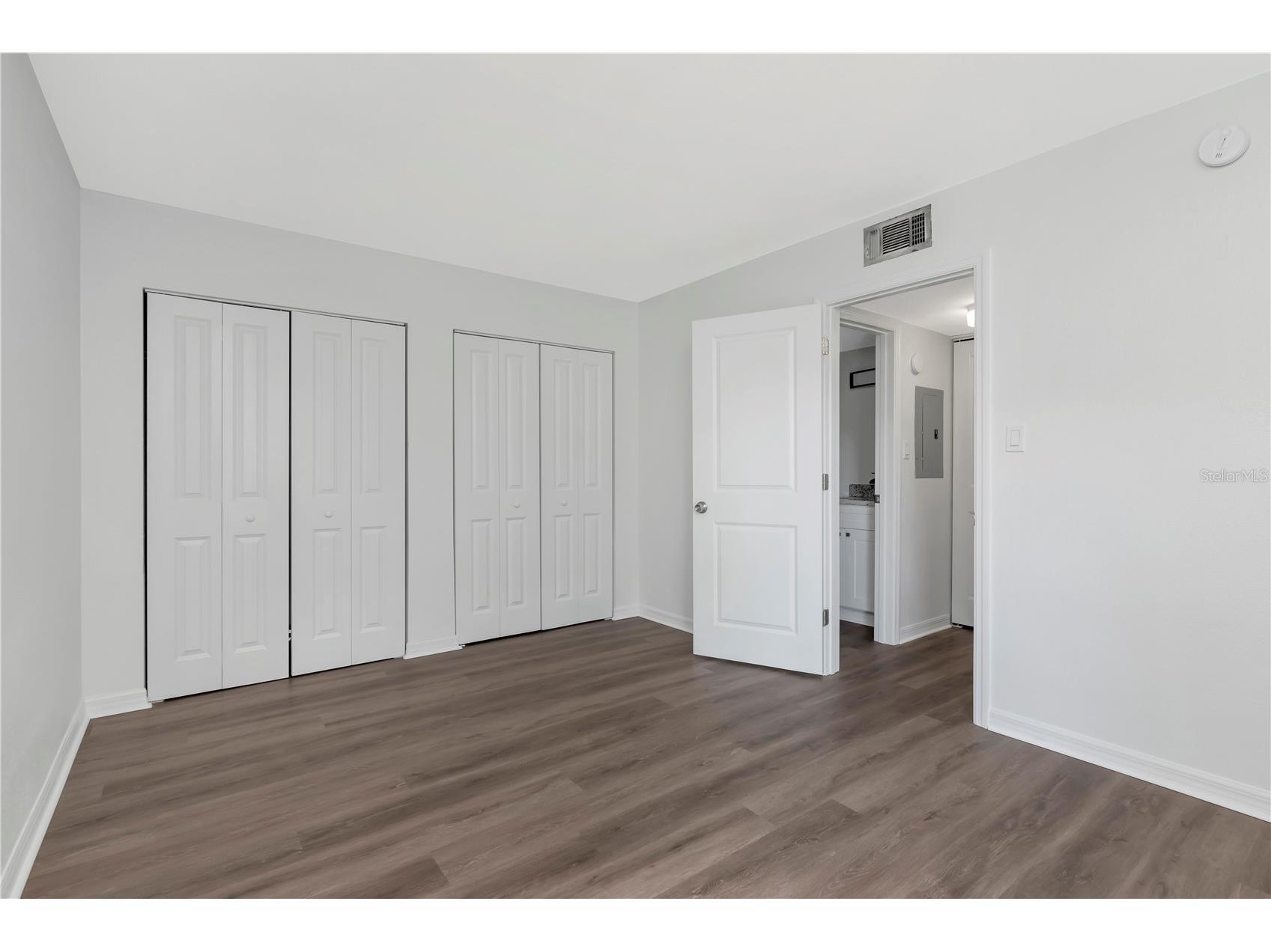 2424 W Tampa Bay Boulevard #F103 Tampa FL 33607 TB8478740 image10