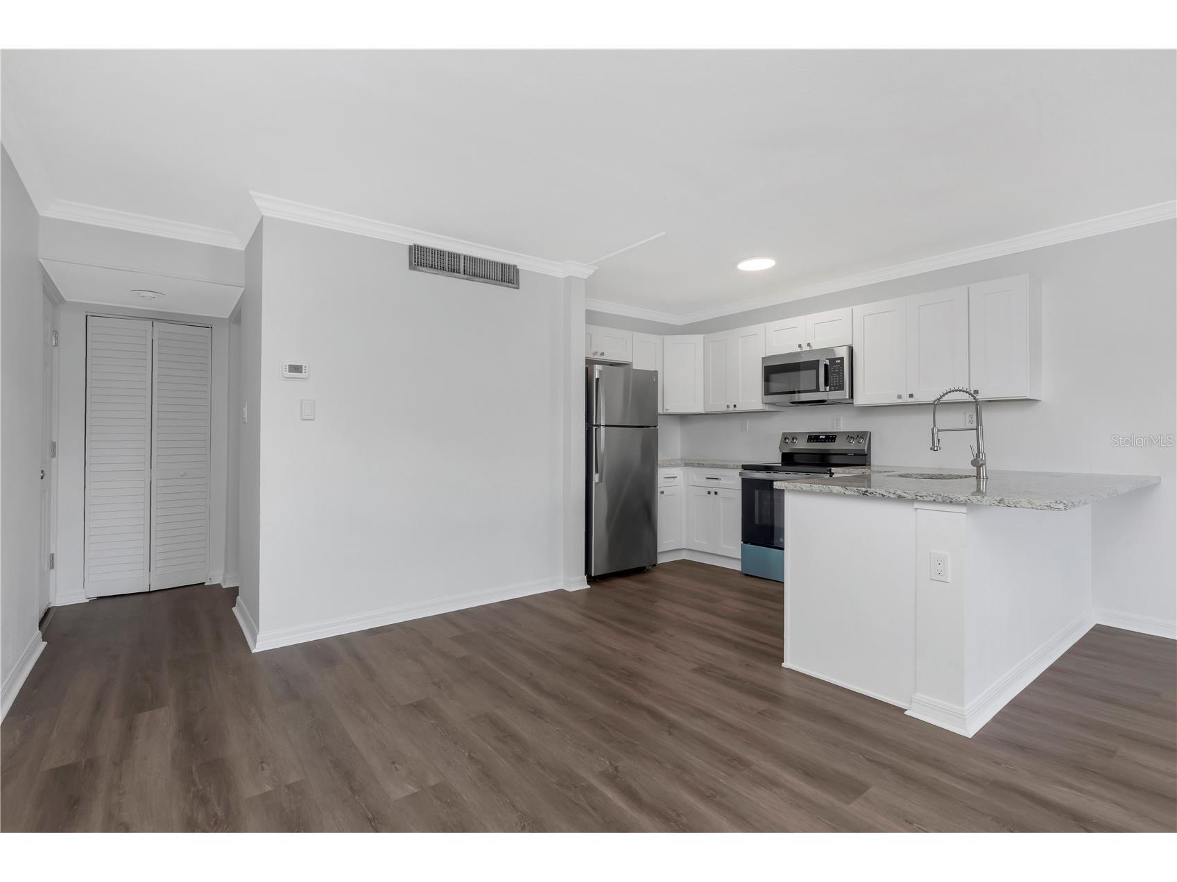 2424 W Tampa Bay Boulevard #F103 Tampa FL 33607 TB8478740 image21