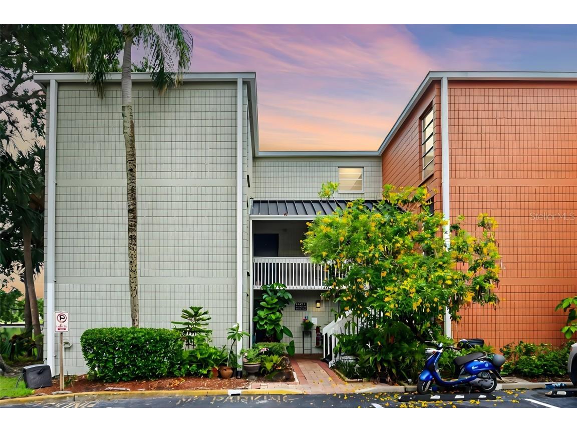 2424 W Tampa Bay Boulevard #I201 Tampa FL 33607 - HILLSBOROUGH RIVER T3539310 image1