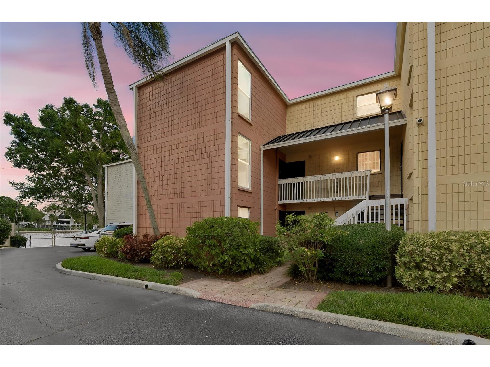 2424 W Tampa Bay Boulevard #I204 Tampa FL 33607 - HILLSBOROUGH RIVER TB8510609 image1