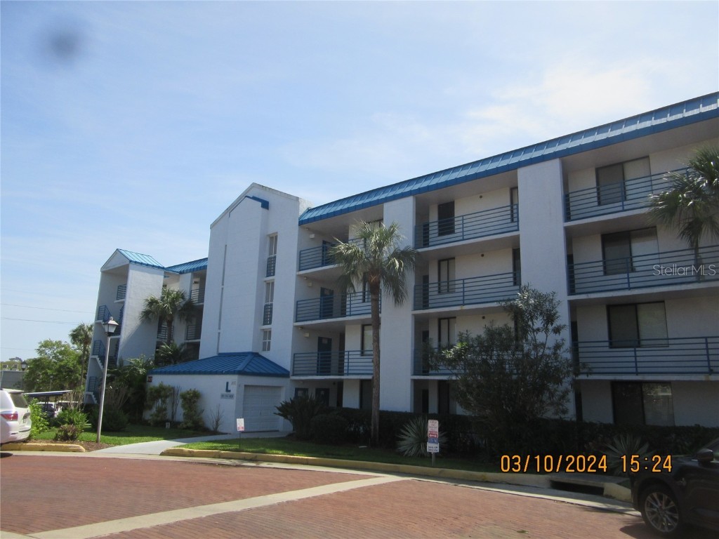 2424 W Tampa Bay Boulevard #L101 Tampa FL 33607 - HILLSBOROUGH RIVER J973700 image1