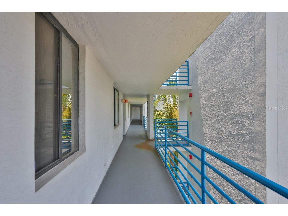 2424 W Tampa Bay Boulevard #L301 Tampa FL 33607 TB8407431 image3