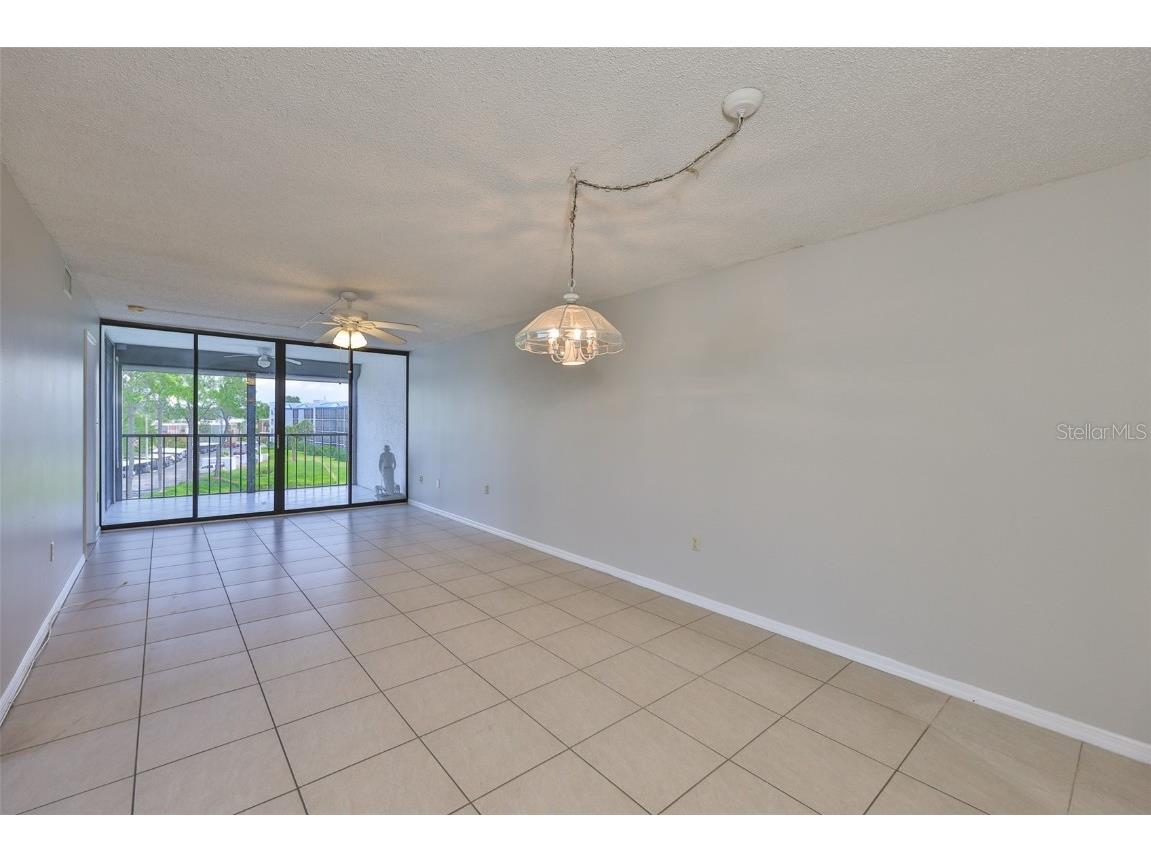 2424 W Tampa Bay Boulevard #L301 Tampa FL 33607 TB8407431 image9