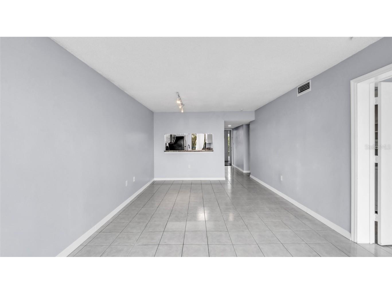 2424 W Tampa Bay Boulevard #L302 Tampa FL 33607 - INTRACOASTAL WATERWAY TB8413317 image12