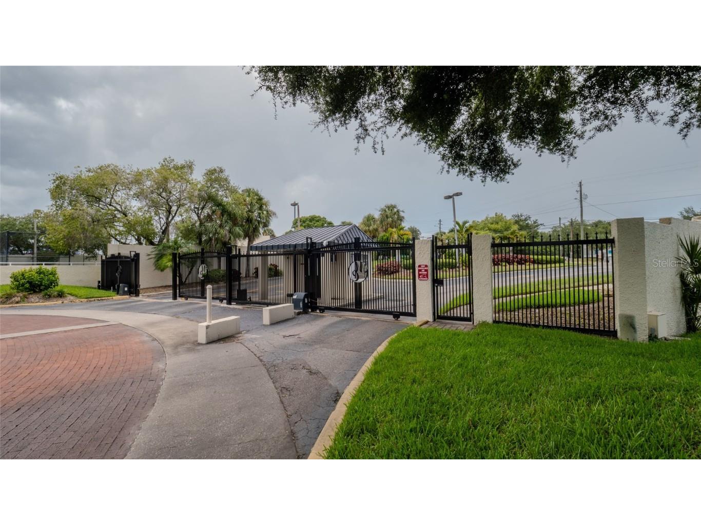 2424 W Tampa Bay Boulevard #L302 Tampa FL 33607 - INTRACOASTAL WATERWAY TB8413317 image4