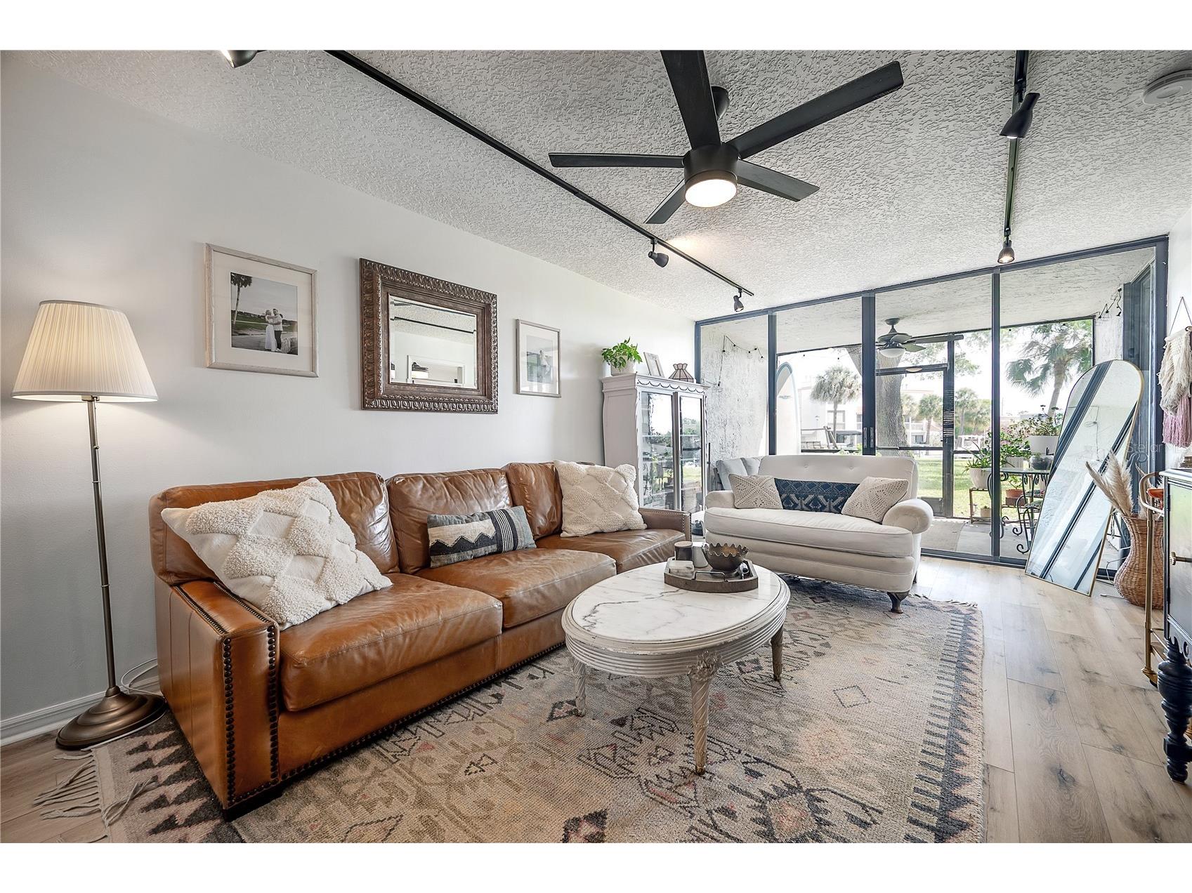 2424 W Tampa Bay Boulevard #M104 Tampa FL 33607 - HILLSBOROUGH RIVER TB8501429 image1