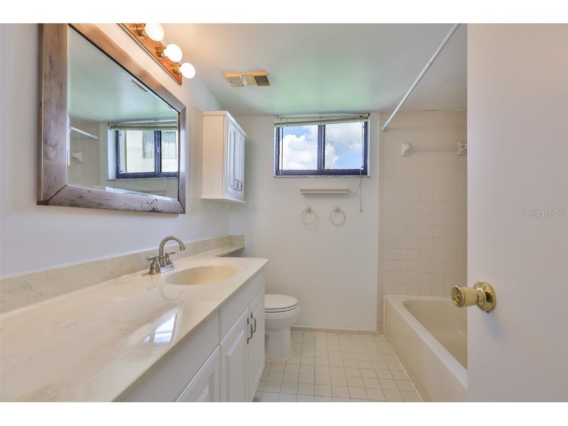 2424 W Tampa Bay Boulevard #M301 Tampa FL 33607 - HILLSBOROUGH RIVER TB8418715 image12