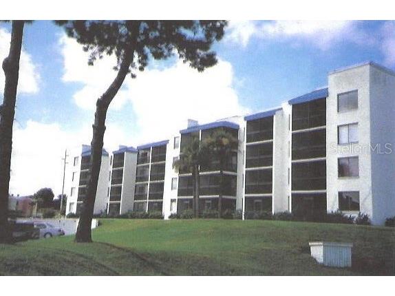 2424 W Tampa Bay Boulevard Tampa FL 33607 - HILLSBOROUGH TB8329299 image1