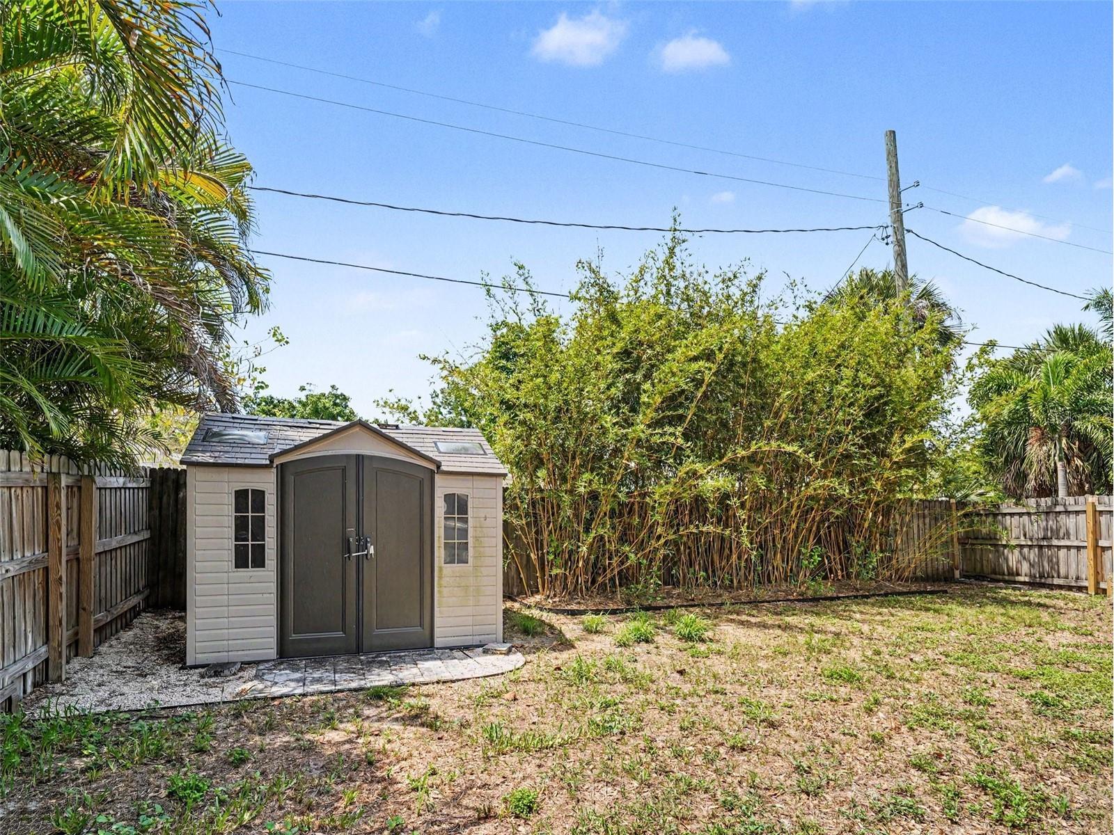 2424 Wood Street Sarasota FL 34237 TB8507065 image28