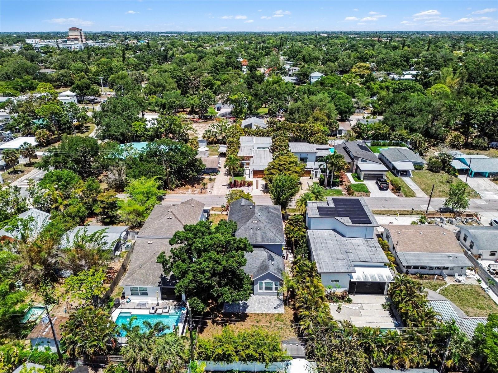 2424 Wood Street Sarasota FL 34237 TB8507065 image30