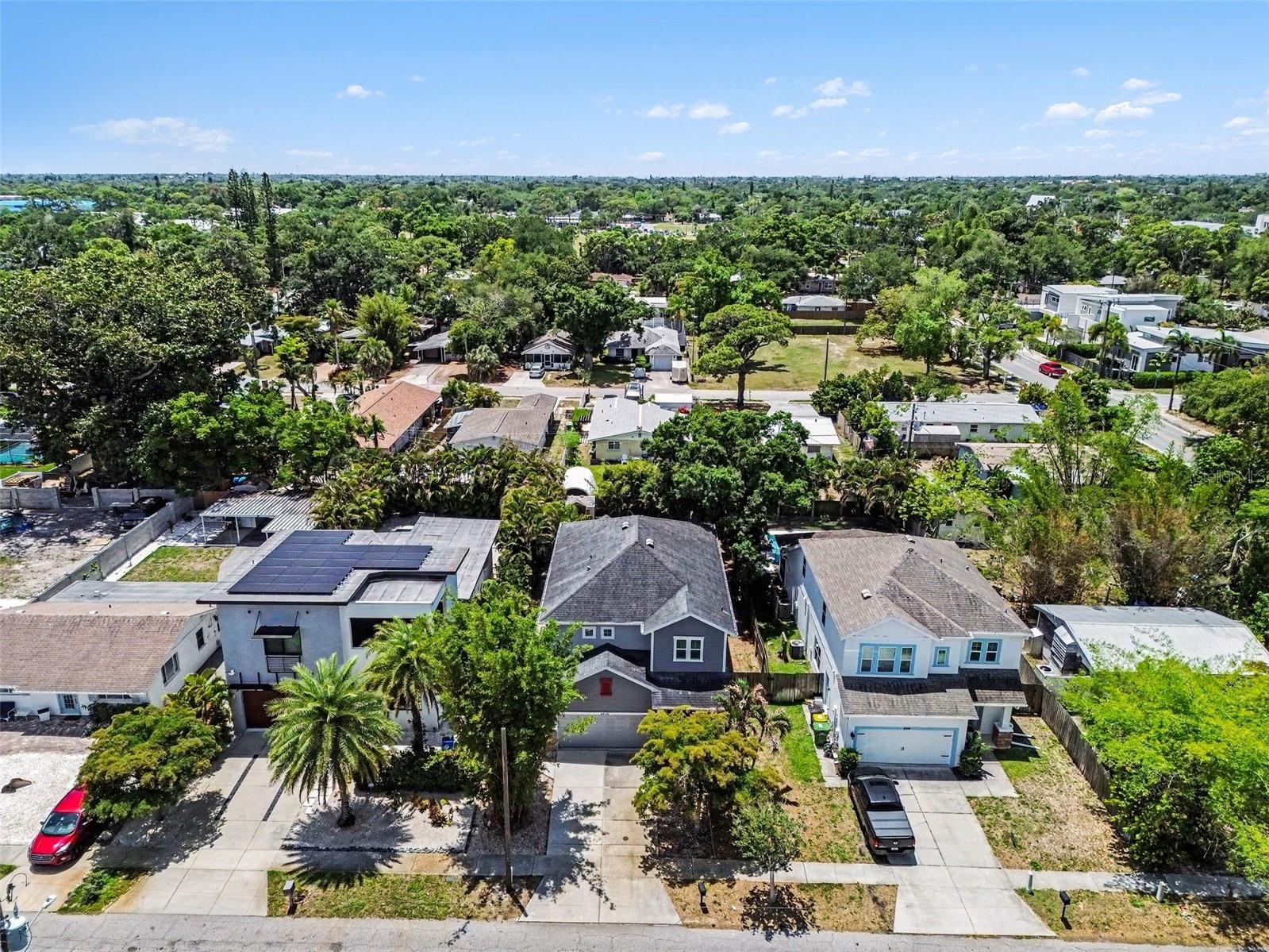 2424 Wood Street Sarasota FL 34237 TB8507065 image34