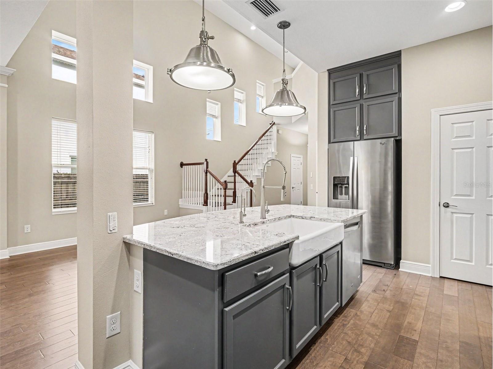 2424 Wood Street Sarasota FL 34237 TB8507065 image8