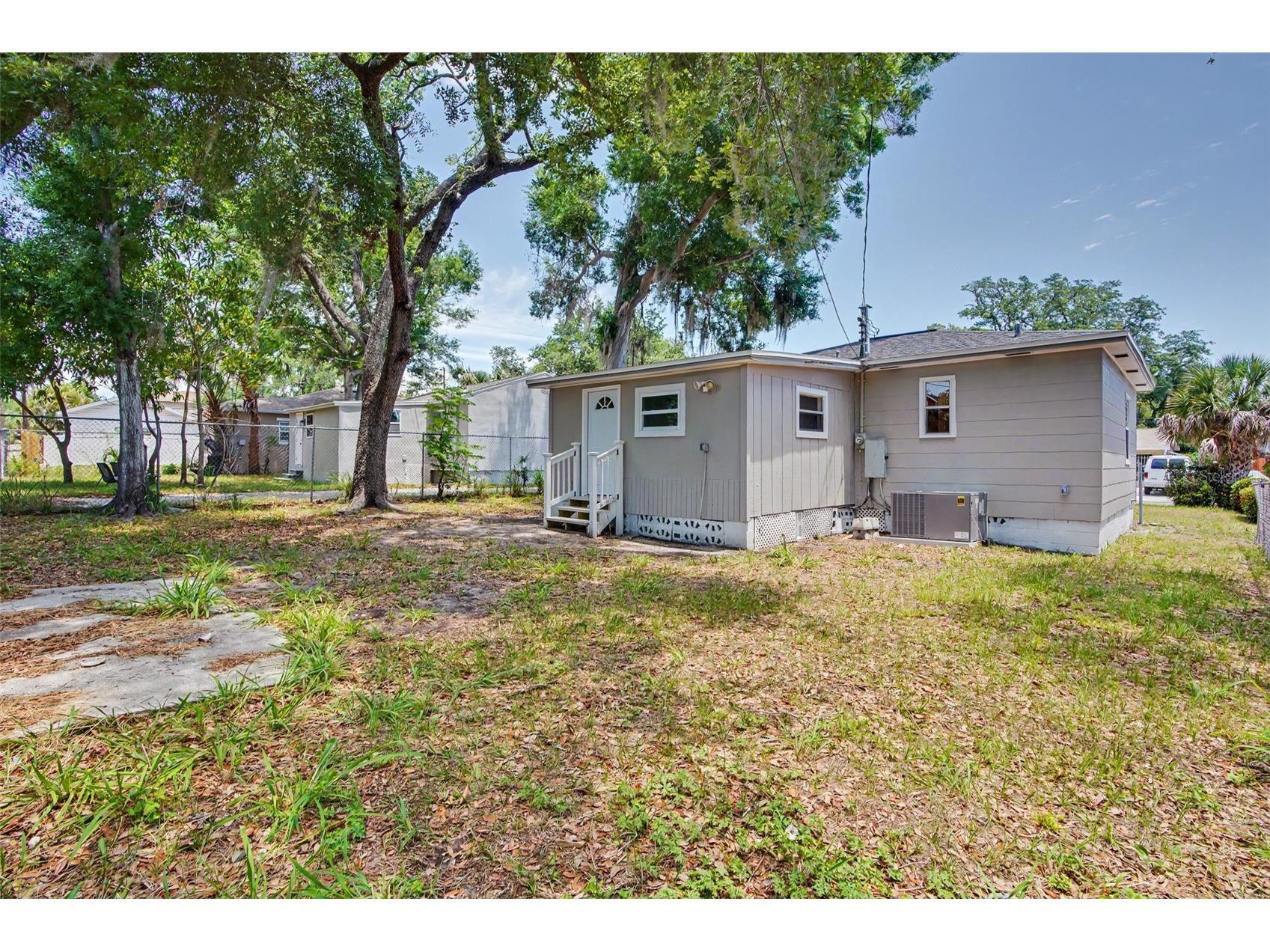 2425 19th Street S Saint Petersburg FL 33712 TB8509181 image30