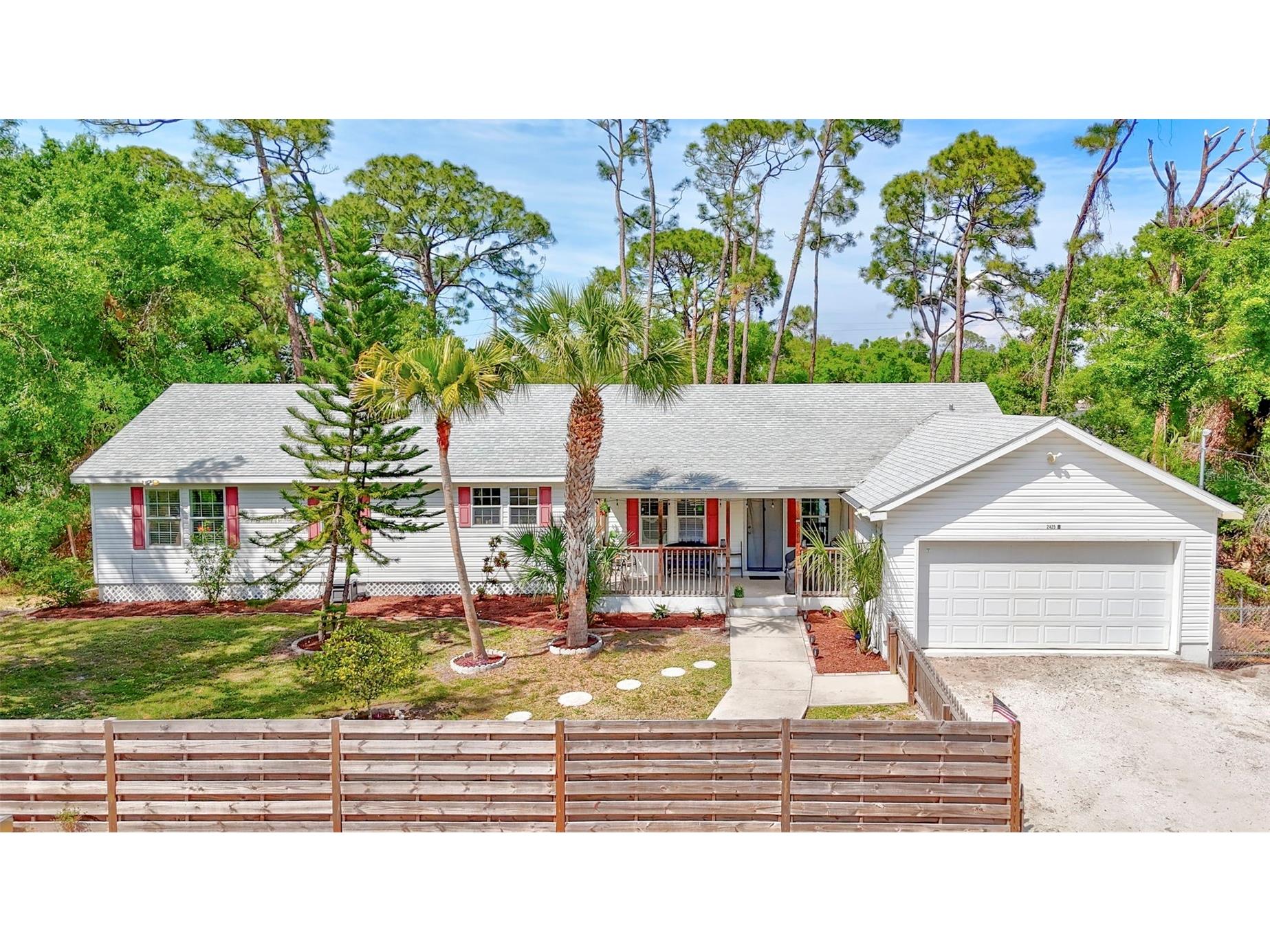 2425 21st Street #B Sarasota FL 34234 A4672462 image1