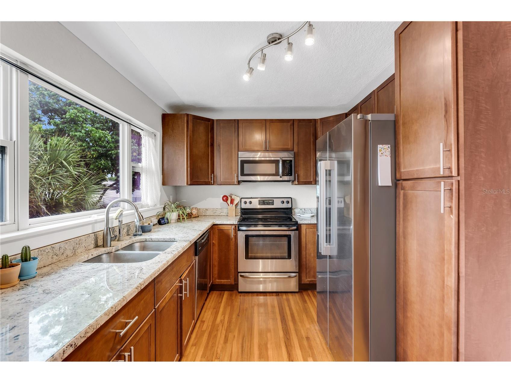 2425 36th Avenue N Saint Petersburg FL 33713 TB8495647 image14