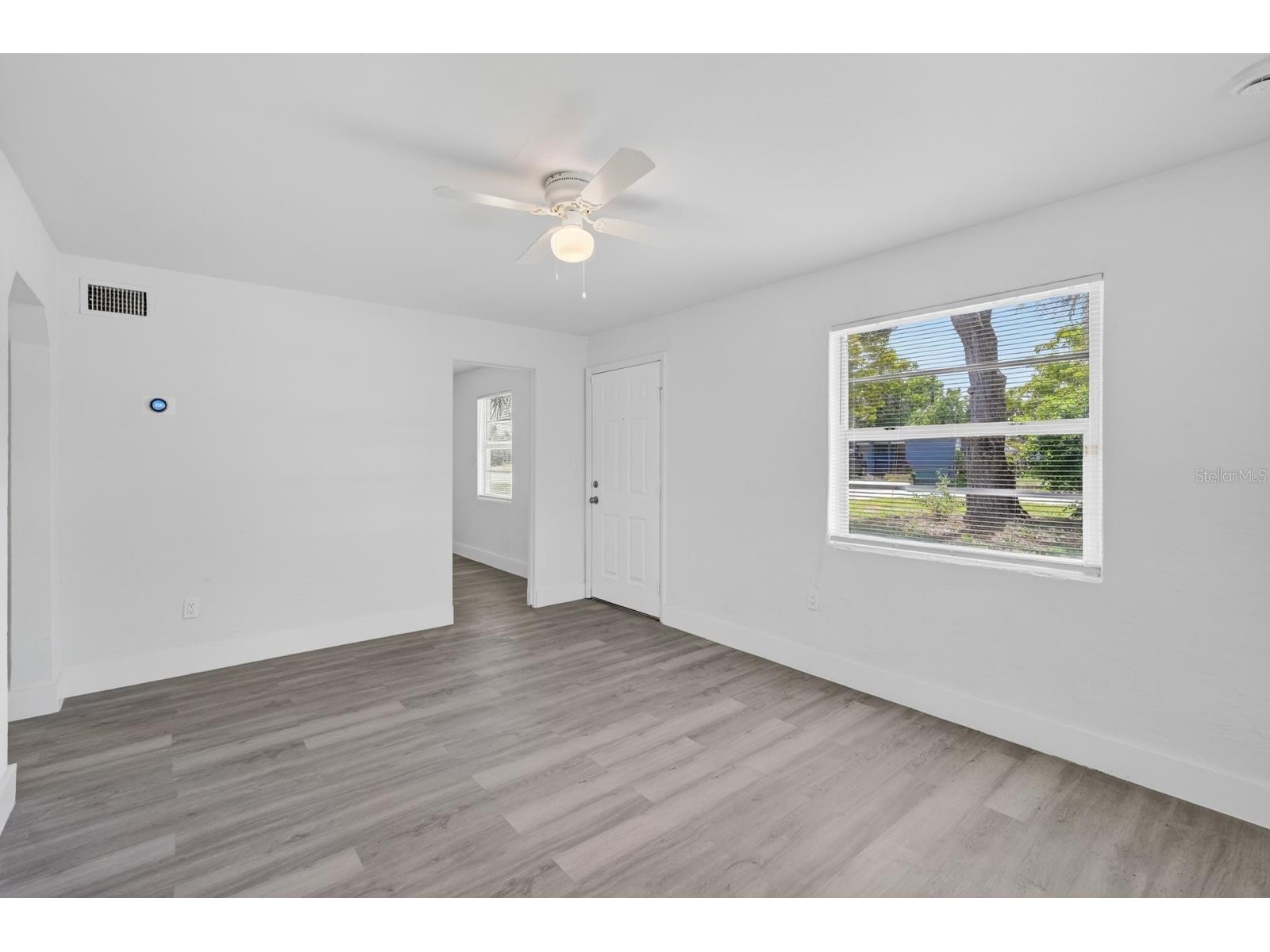 2425 Anastasia Drive South Daytona FL 32119 FC318105 image6