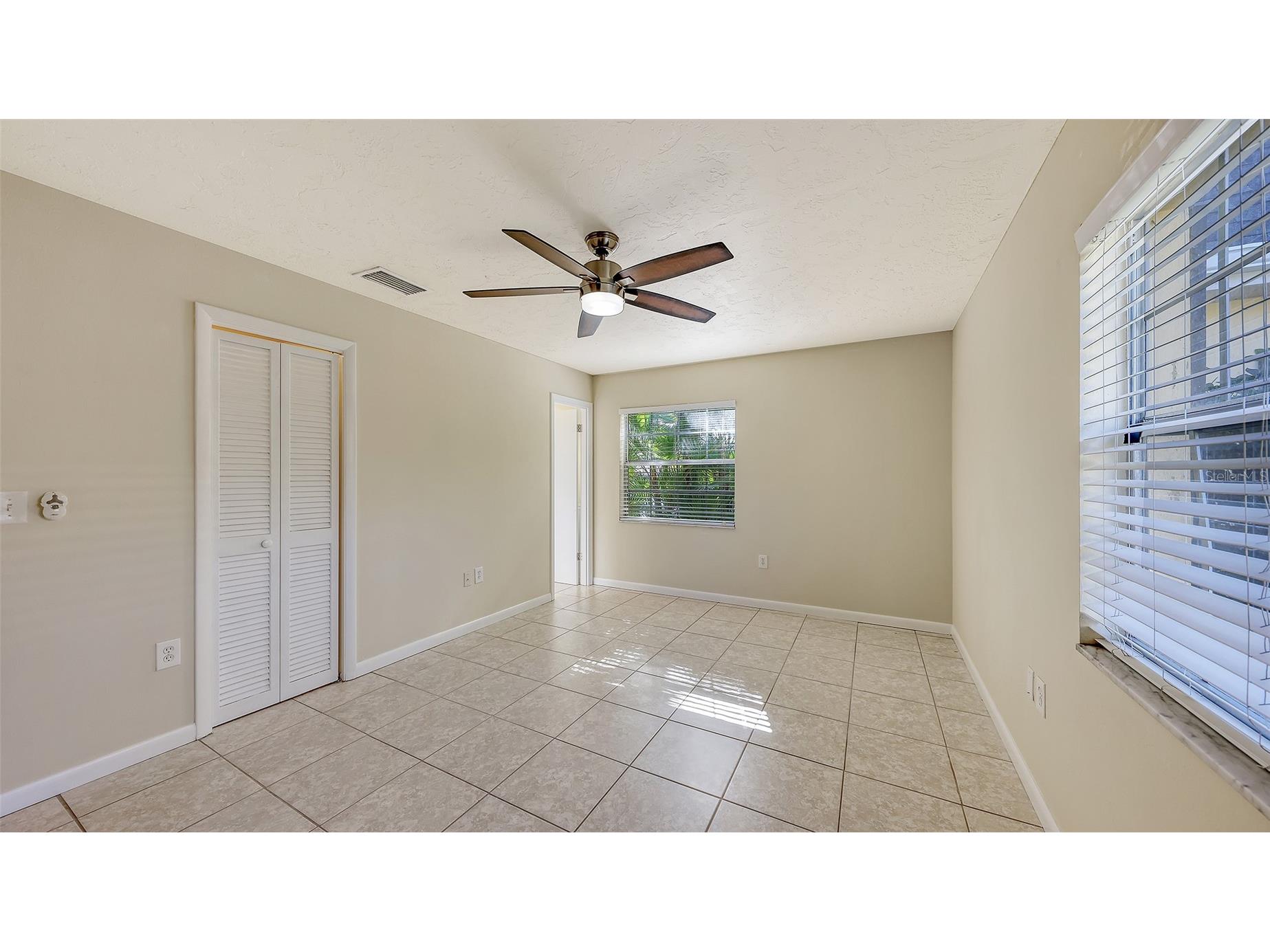 2425 Aspinwall Street #2425 Sarasota FL 34237 A4679117 image12