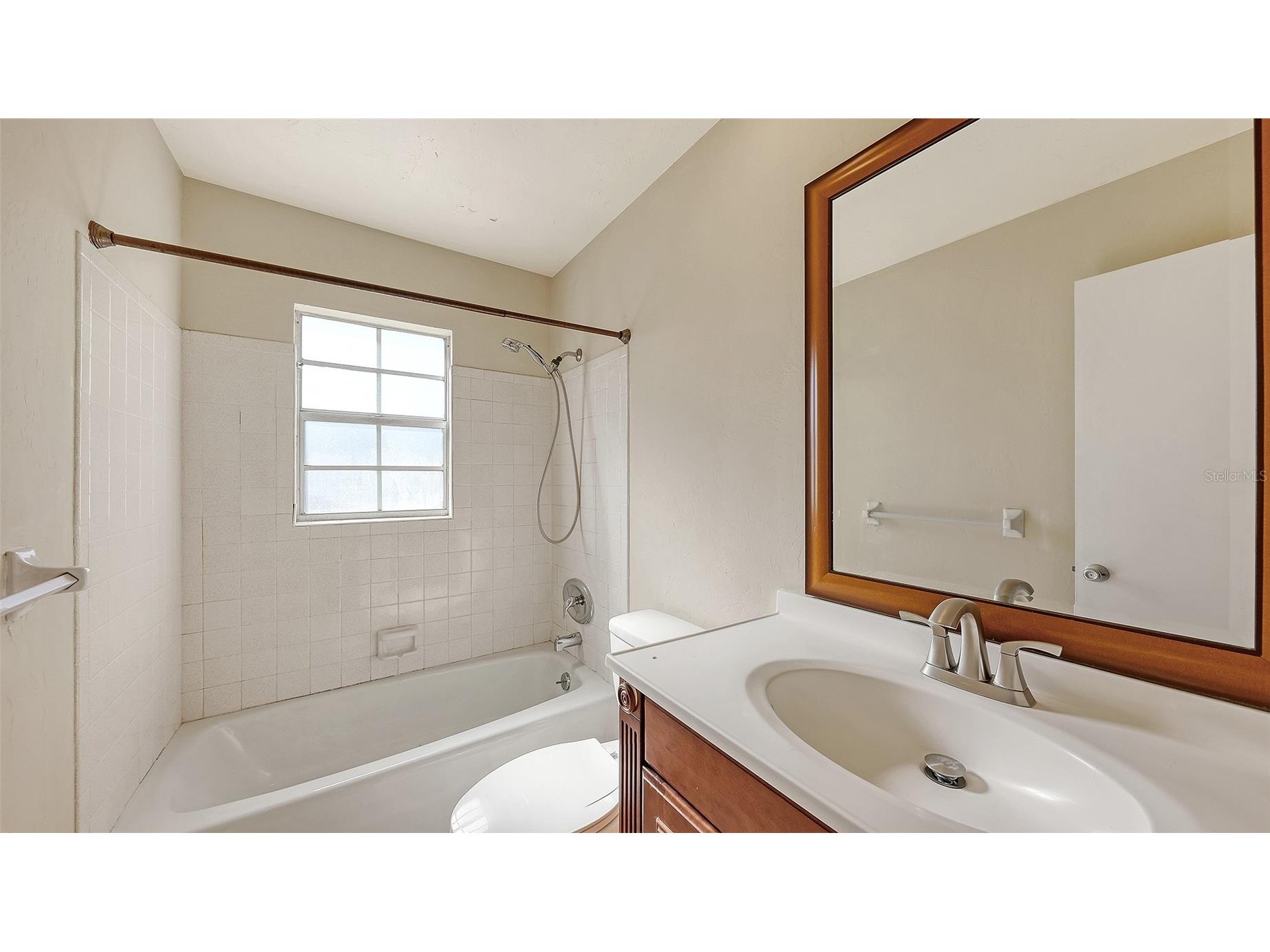 2425 Aspinwall Street #2425 Sarasota FL 34237 A4679117 image17