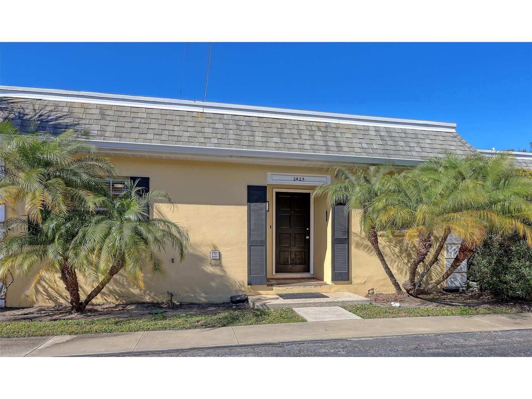 2425 Aspinwall Street #2425 Sarasota FL 34237 A4679117 image2