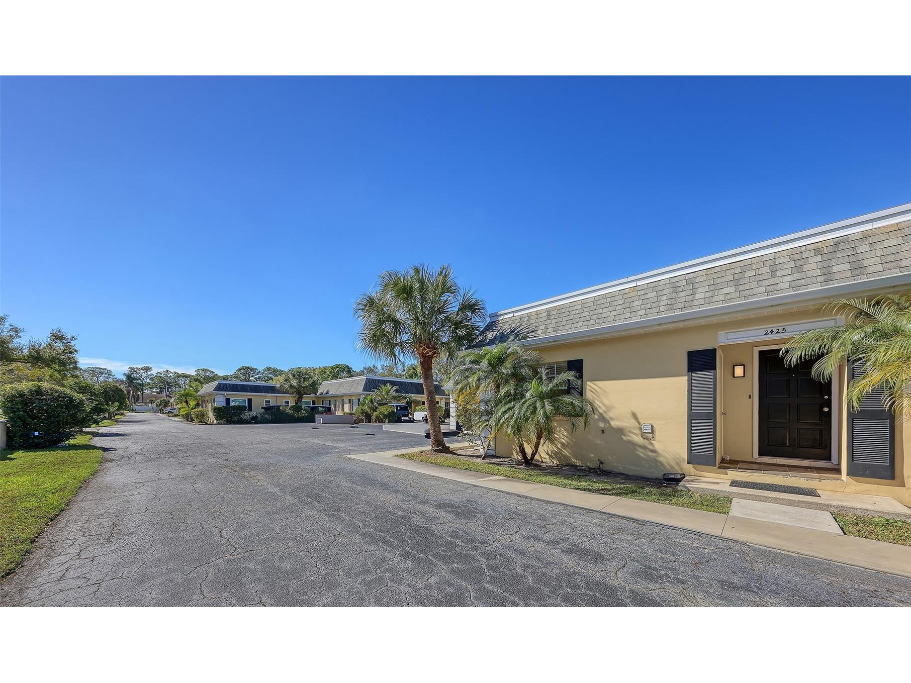 2425 Aspinwall Street #2425 Sarasota FL 34237 A4679117 image4