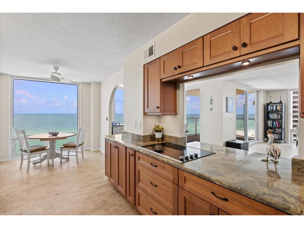 2425 Gulf Of Mexico Drive #10F Longboat Key FL 34228 A4656887 image7