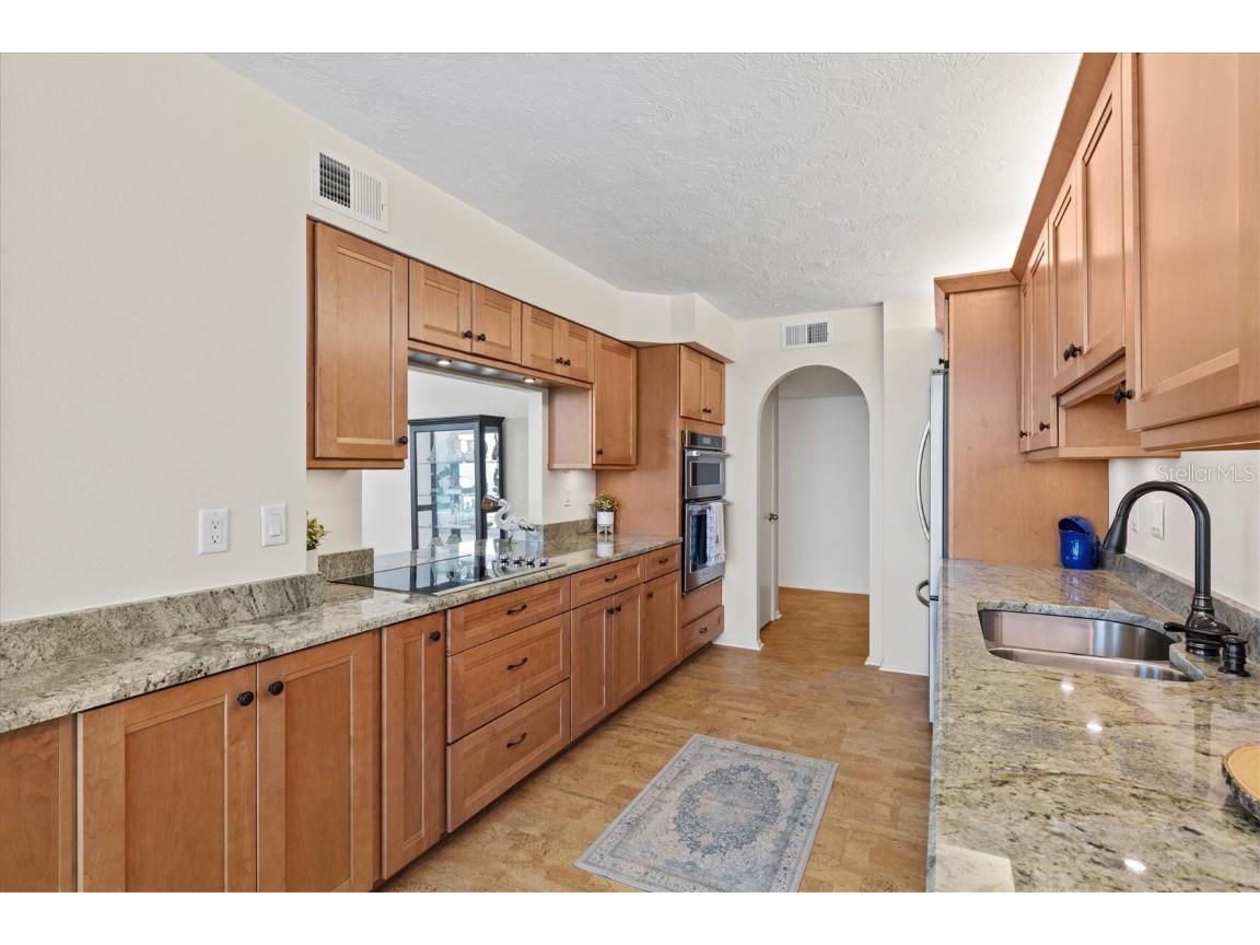 2425 Gulf Of Mexico Drive #10F Longboat Key FL 34228 A4656887 image8