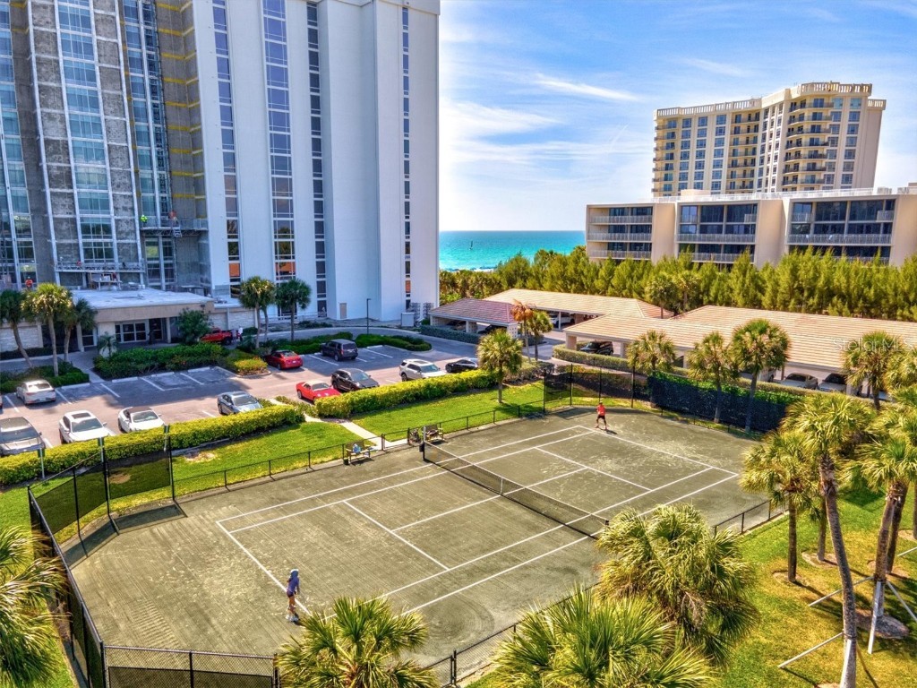 2425 Gulf Of Mexico Drive #10F Longboat Key FL 34228 A4656887 image90