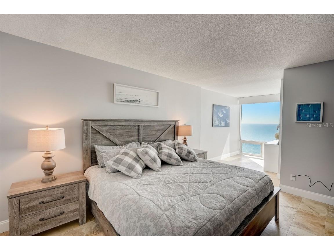 2425 Gulf Of Mexico Drive #14B Longboat Key FL 34228 - GULF OF MEXICO A4561428 image13