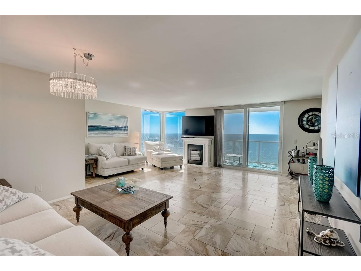 2425 Gulf Of Mexico Drive #14B Longboat Key FL 34228 - GULF OF MEXICO A4561428 image2