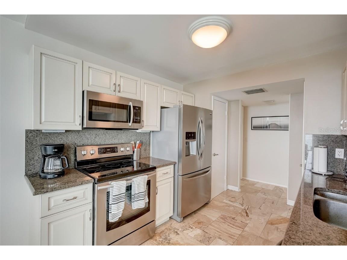 2425 Gulf Of Mexico Drive #14B Longboat Key FL 34228 - GULF OF MEXICO A4654664 image11