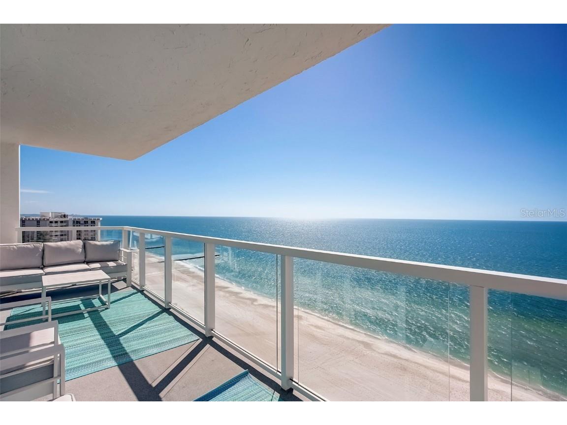 2425 Gulf Of Mexico Drive #14B Longboat Key FL 34228 - GULF OF MEXICO A4654664 image4