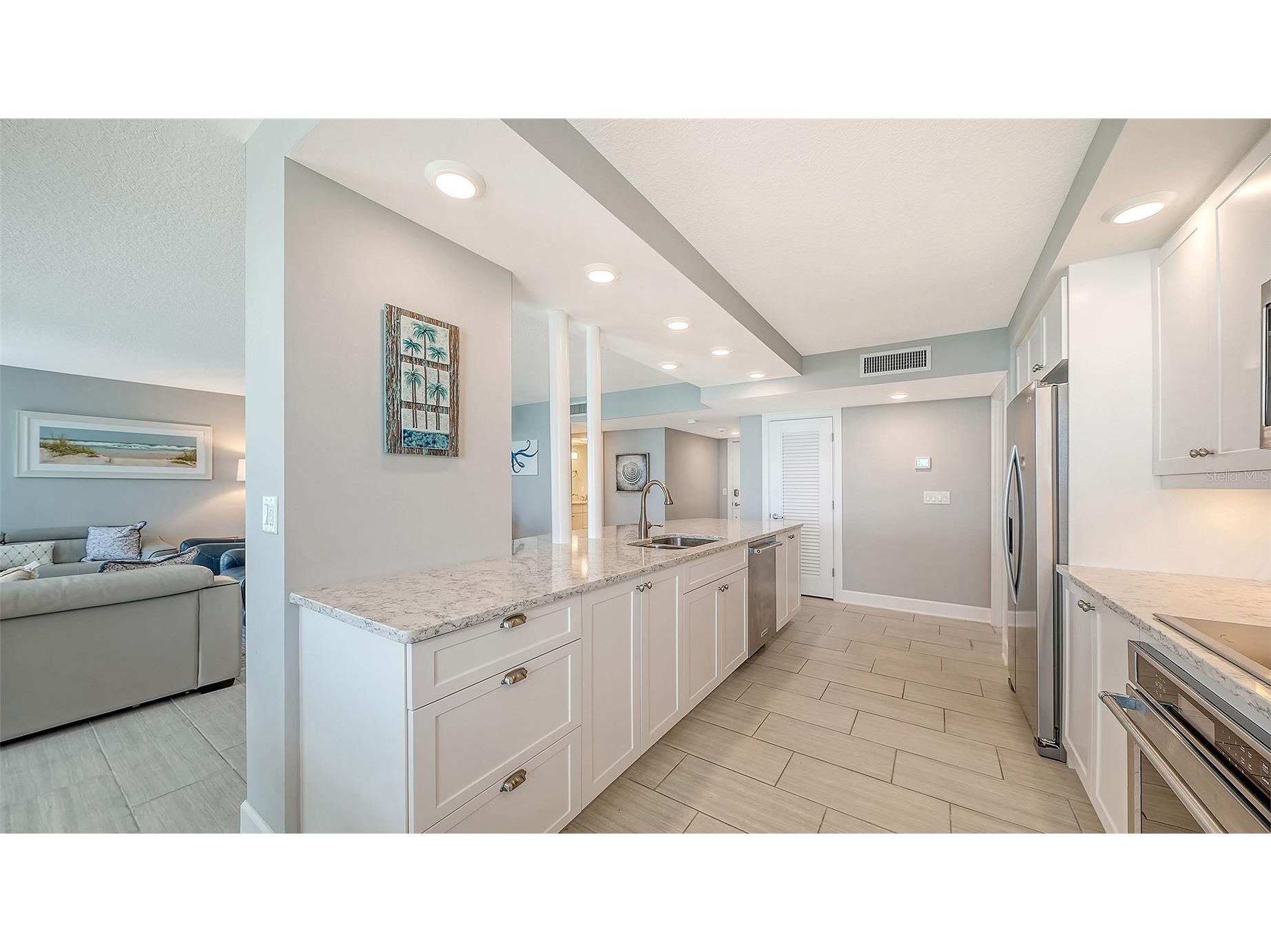 2425 Gulf Of Mexico Drive #14E Longboat Key FL 34228 A4686539 image11