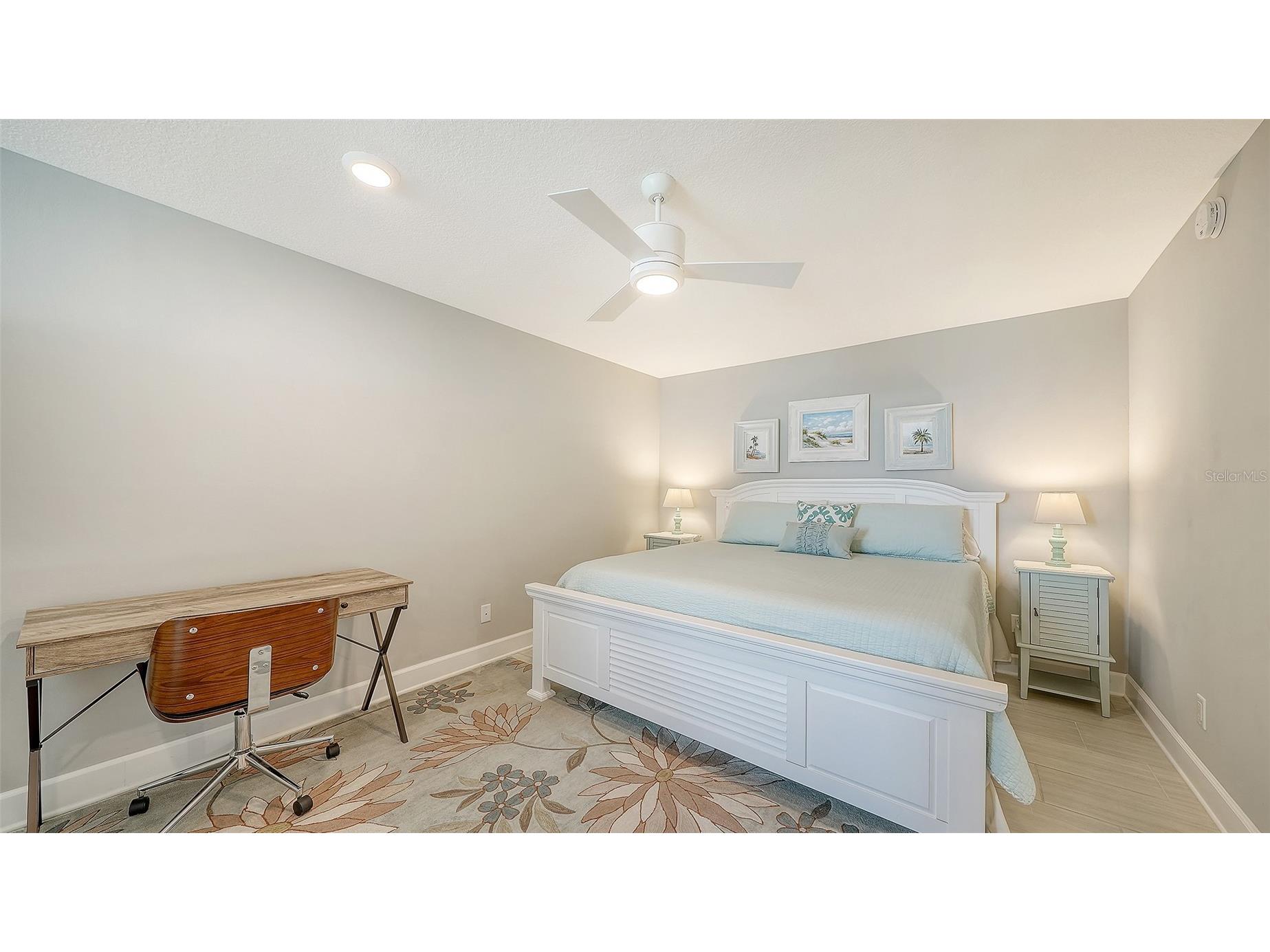 2425 Gulf Of Mexico Drive #14E Longboat Key FL 34228 A4686539 image18