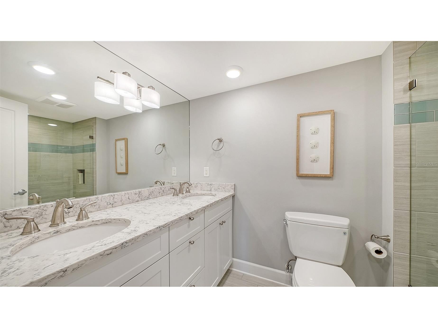 2425 Gulf Of Mexico Drive #14E Longboat Key FL 34228 A4686539 image22