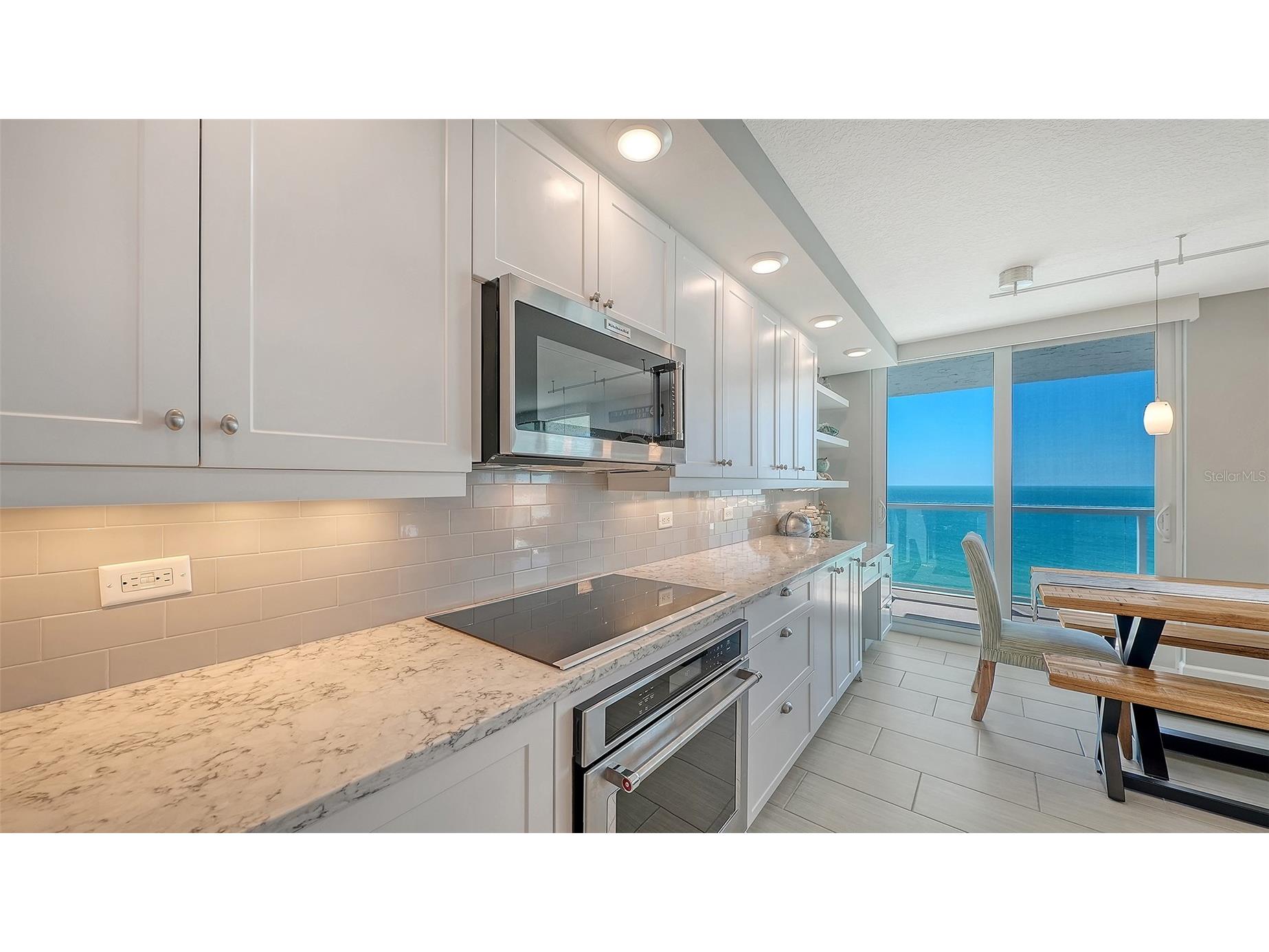 2425 Gulf Of Mexico Drive #14E Longboat Key FL 34228 A4686539 image9