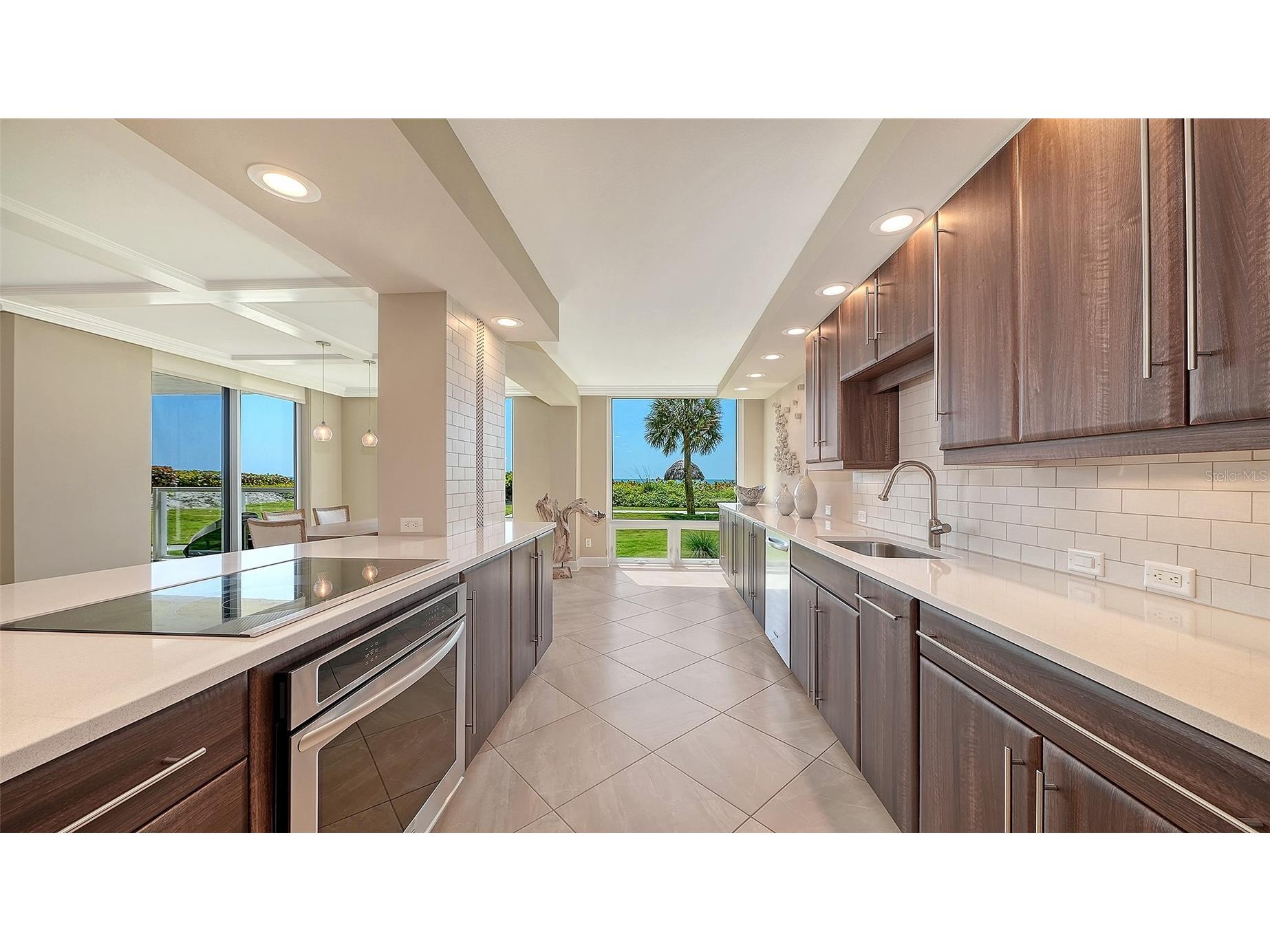 2425 Gulf Of Mexico Drive #1A Longboat Key FL 34228 A4688987 image15